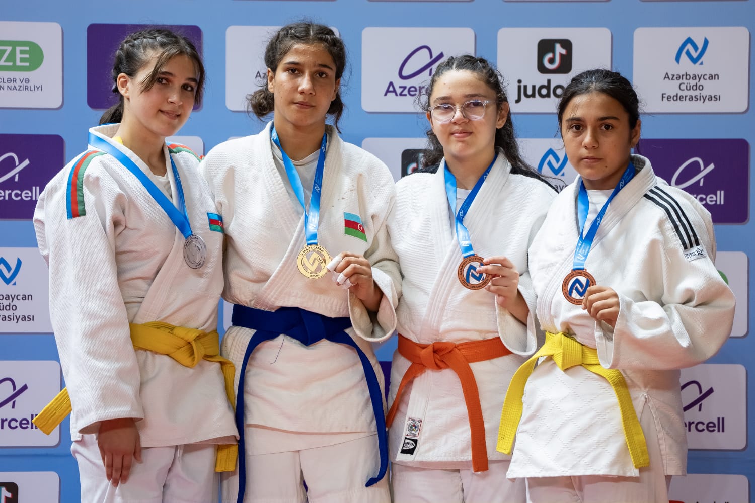 U-14 Liqa yarışının III turu start götürüb