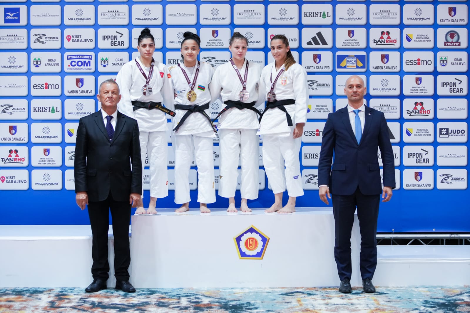 Sarayevo Avropa Kubokunu 4 medalla tamamladıq