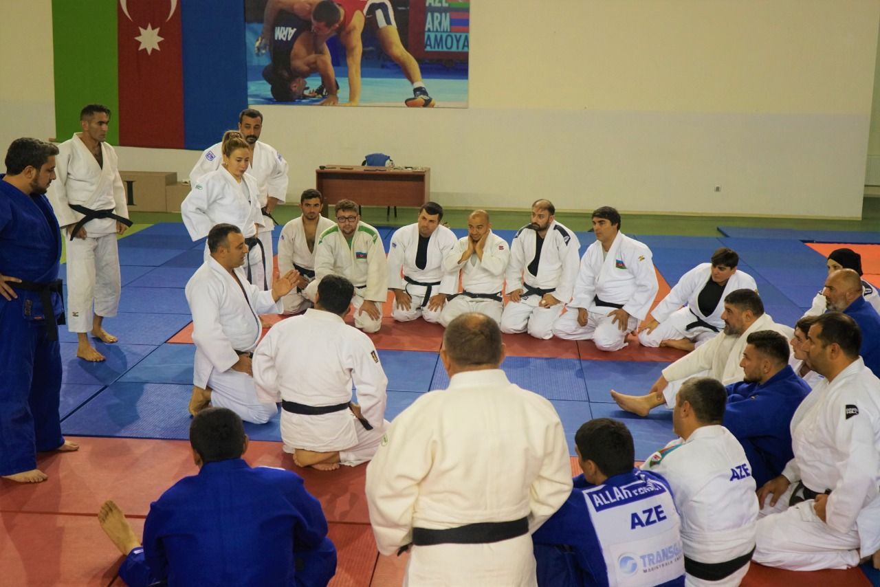 Şəkidə məşqçilər üçün seminar keçirildi