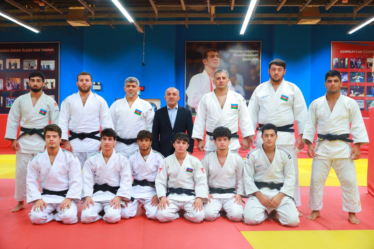 Gənc cüdoçular Avropa çempionatına yola düşdülər