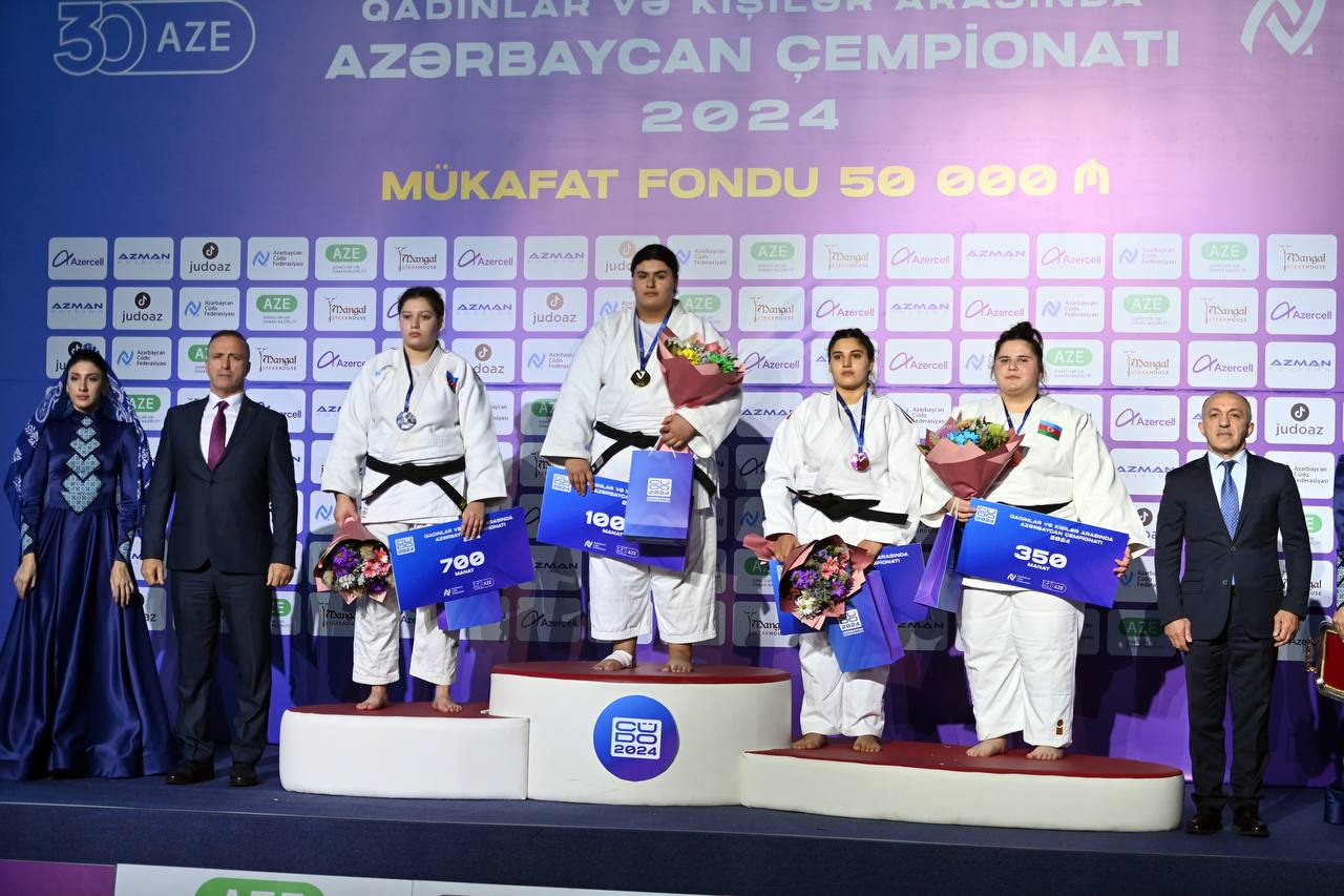 Azərbaycan çempionatının ilk yarış günü keçirildi