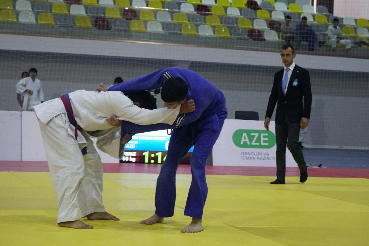 Beyləqanda U-18 yeniyetmələr arasında cüdo üzrə region birinciliyi keçirilib