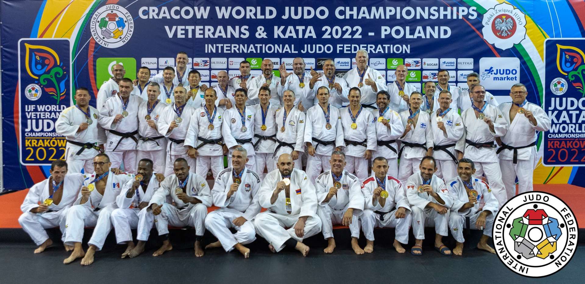 Veteran cüdoçularımız Dünya çempionatının üçüncü günündə 3 medal qazandı