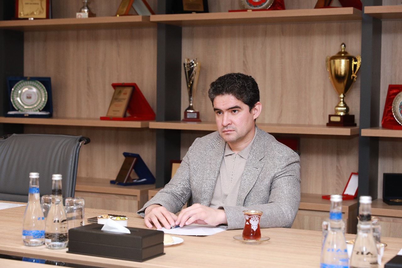 Özbəkistan Cüdo Federasiyasının prezidenti cüdo üzrə milli komandalar üçün təlim-məşq mərkəzində olub