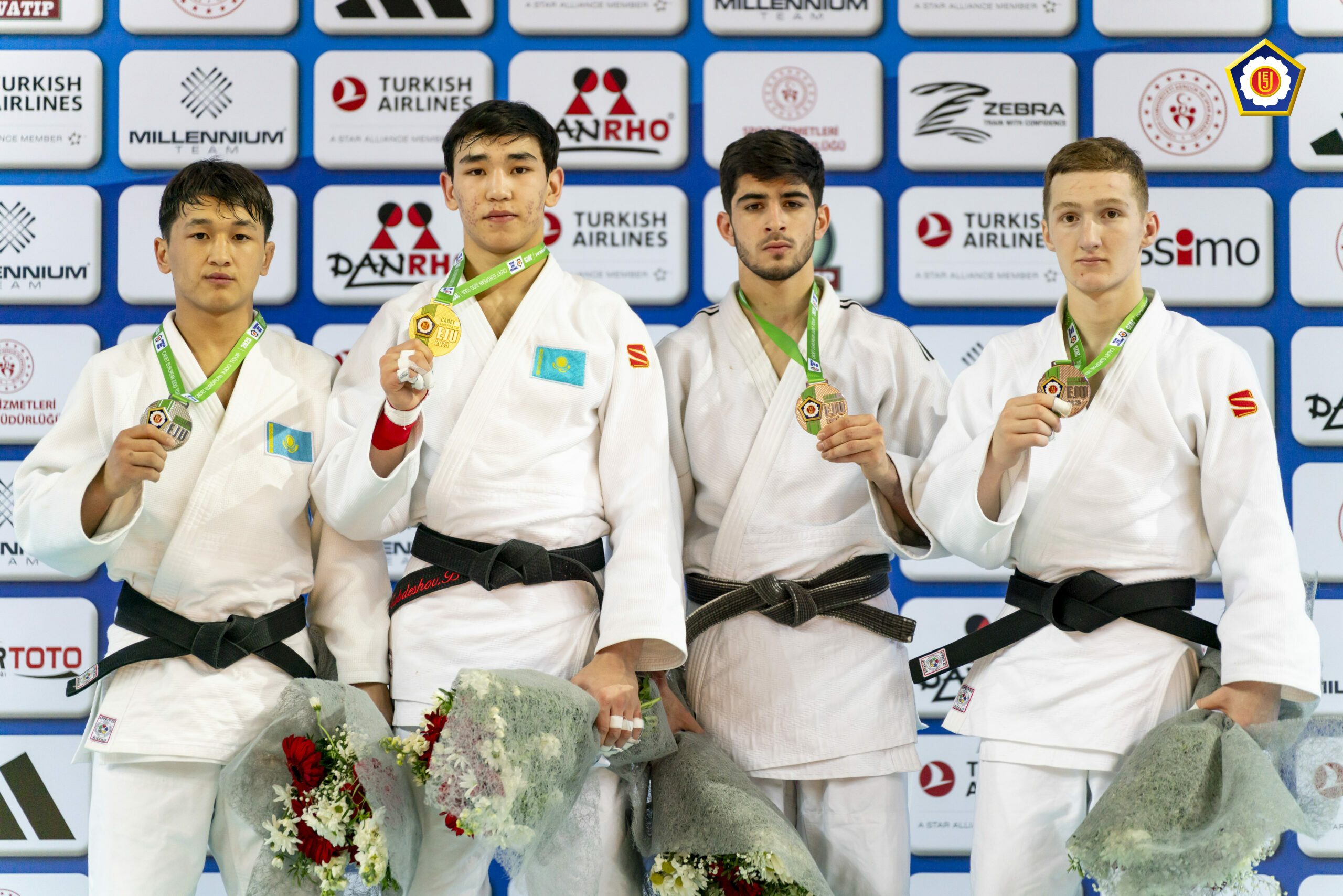 Cüdoçularımız Avropa Kubokuna 3 medalla başladı