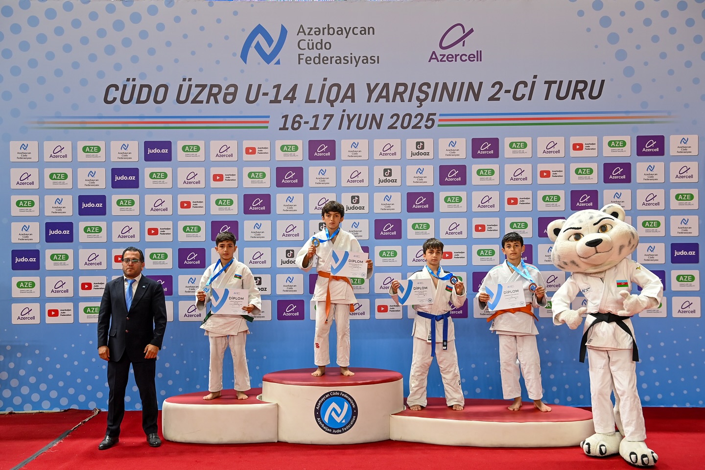 U-14 Liqa yarışının II turu start götürüb
