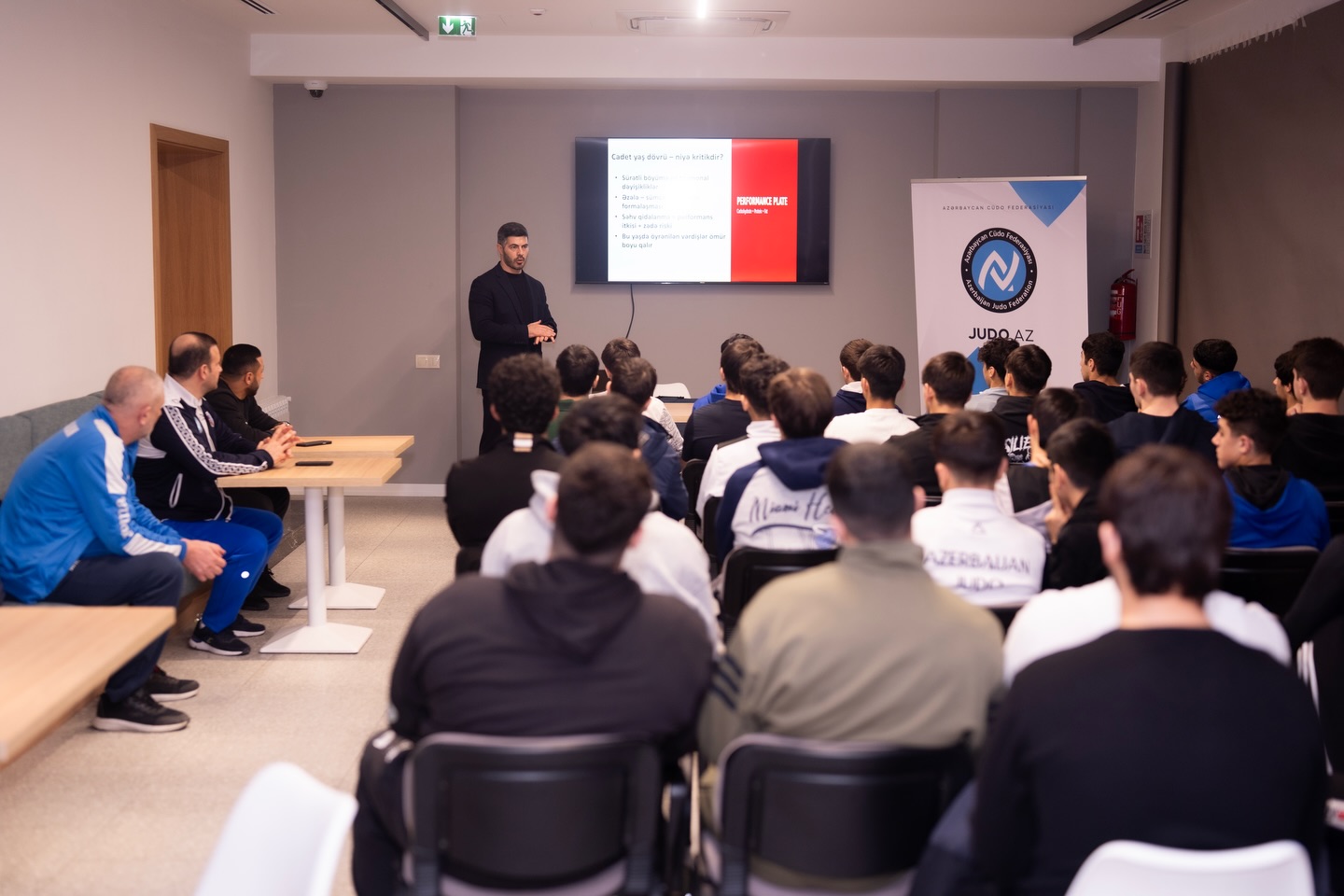 Sağlam qidalanma və performans mövzusunda maarifləndirici seminar keçirilib