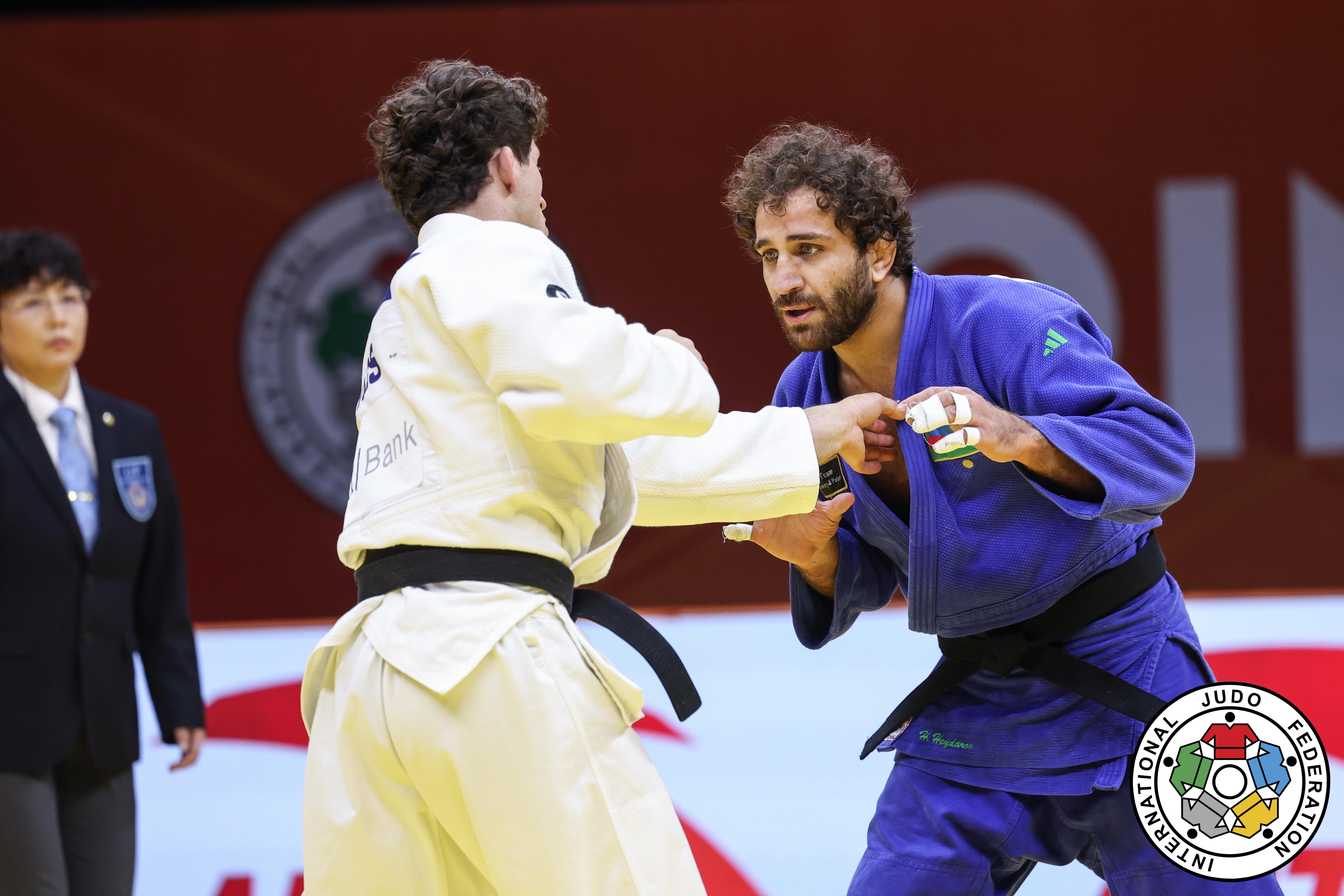 Zelim Tçkayev Sindao Qran-Prisində çempion oldu, Hidayət Heydərov bürünc medal qazandı