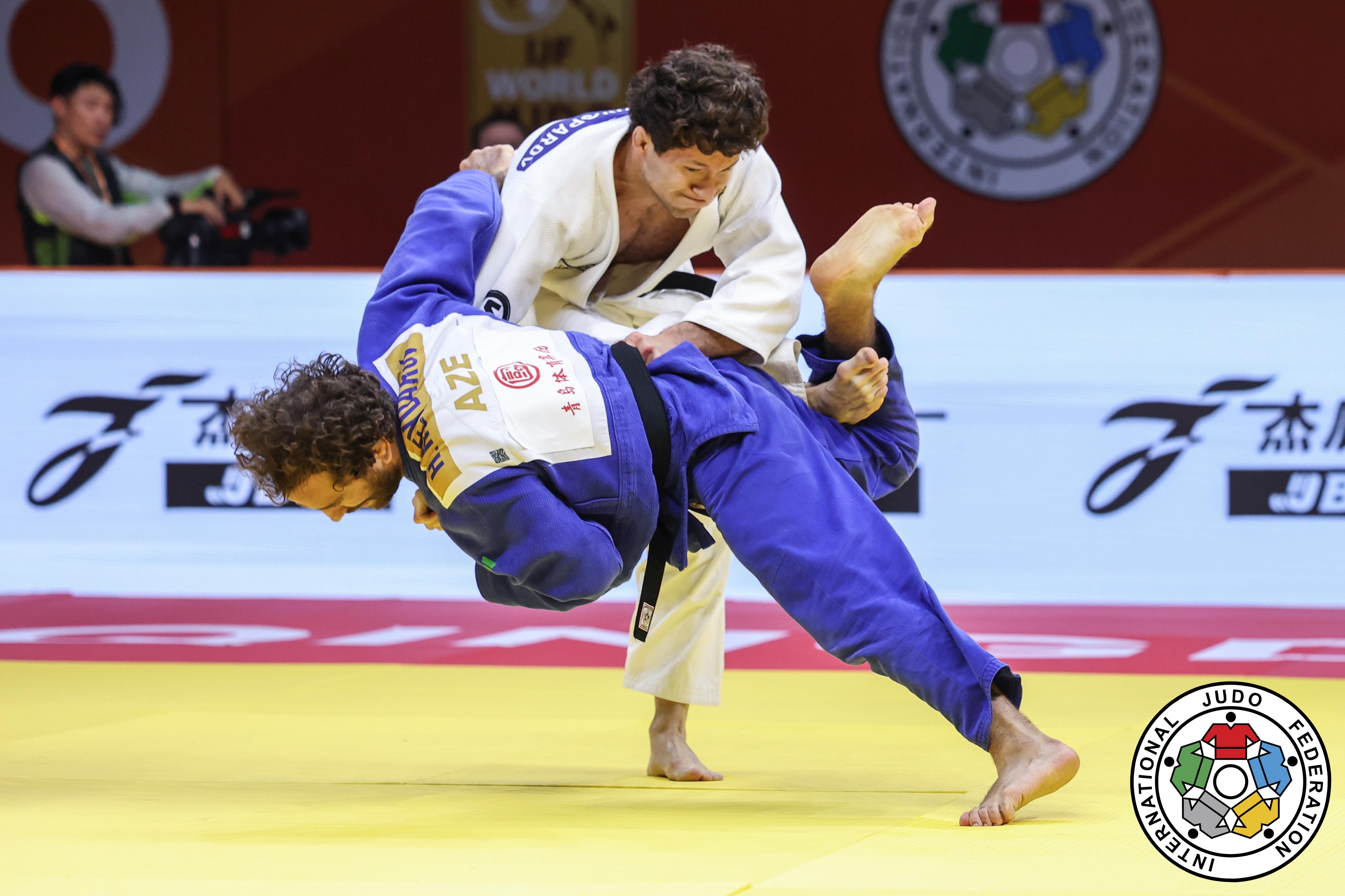Zelim Tçkayev Sindao Qran-Prisində çempion oldu, Hidayət Heydərov bürünc medal qazandı