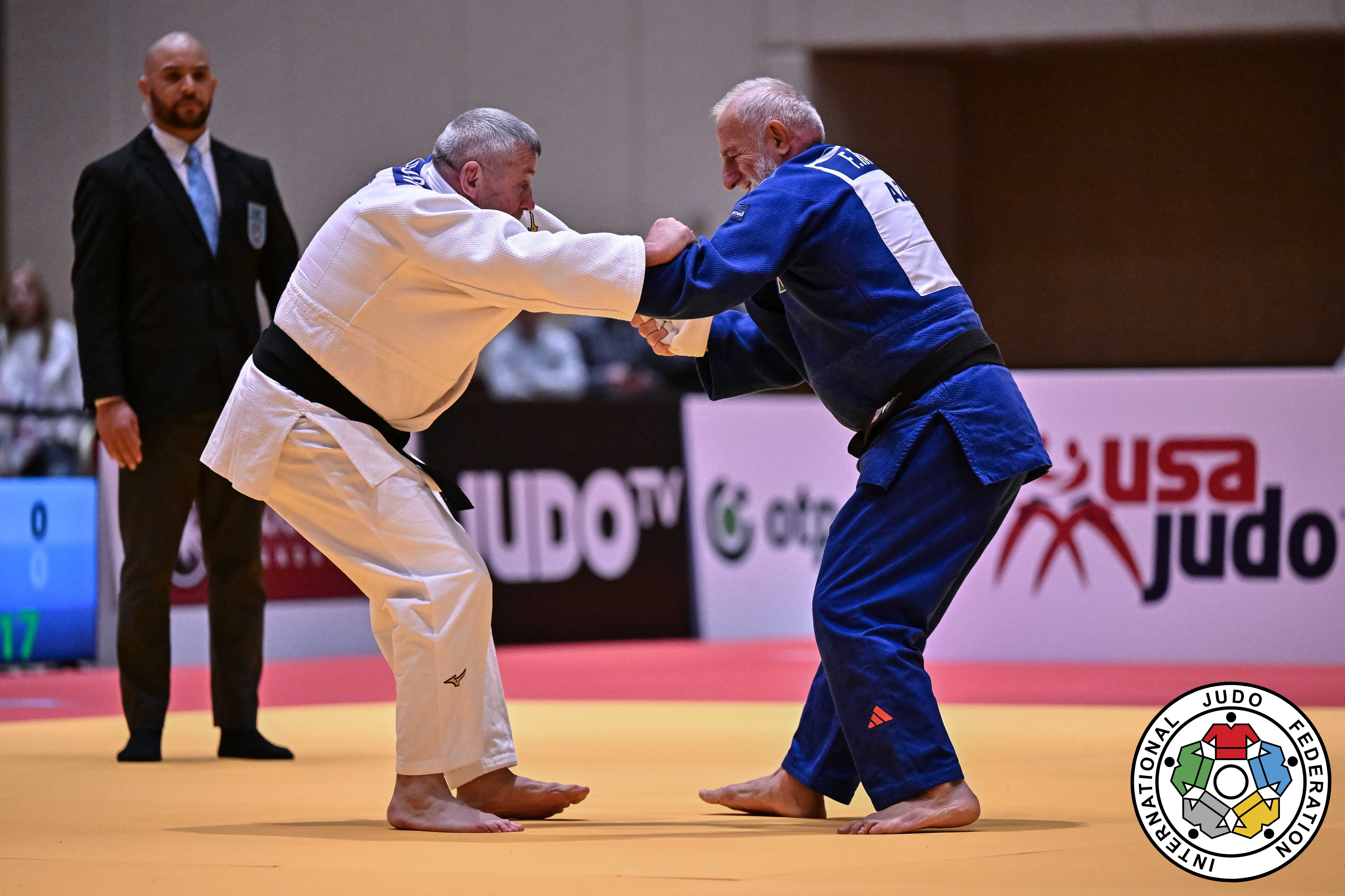Cüdoçularımız veteranlar arasında dünya çempionatının ilk günündə 1 qızıl medal qazandı