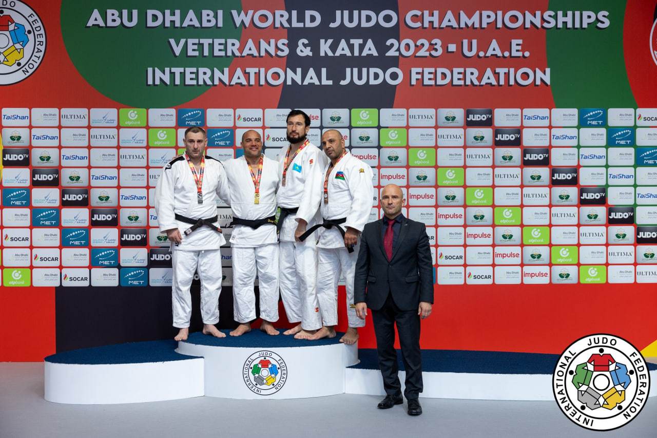 Azərbaycanın veteran cüdoçuları dünya çempionatının ikinci günündə 4 medal qazandı