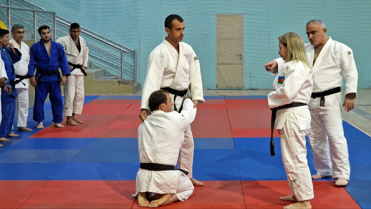 Qazaxda məşqçilər üçün seminar keçirildi