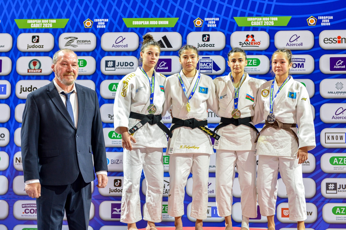 Gəncə Avropa Kubokunun ilk günündə 13 medal