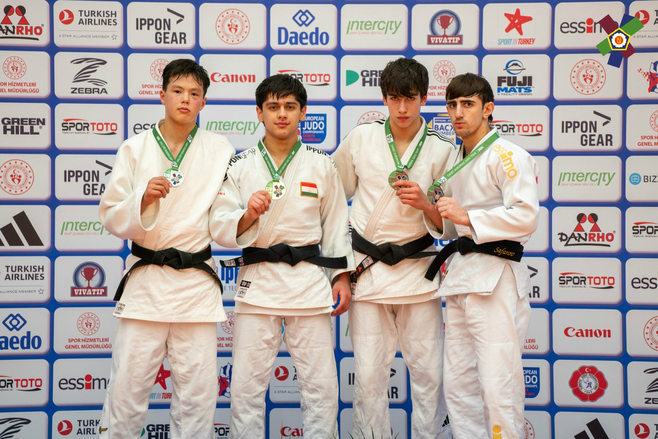 Cüdoçularımız Antalya Avropa Kubokunun ilk günündə 4 qızıl, 2 gümüş və 6 bürünc medal qazandı