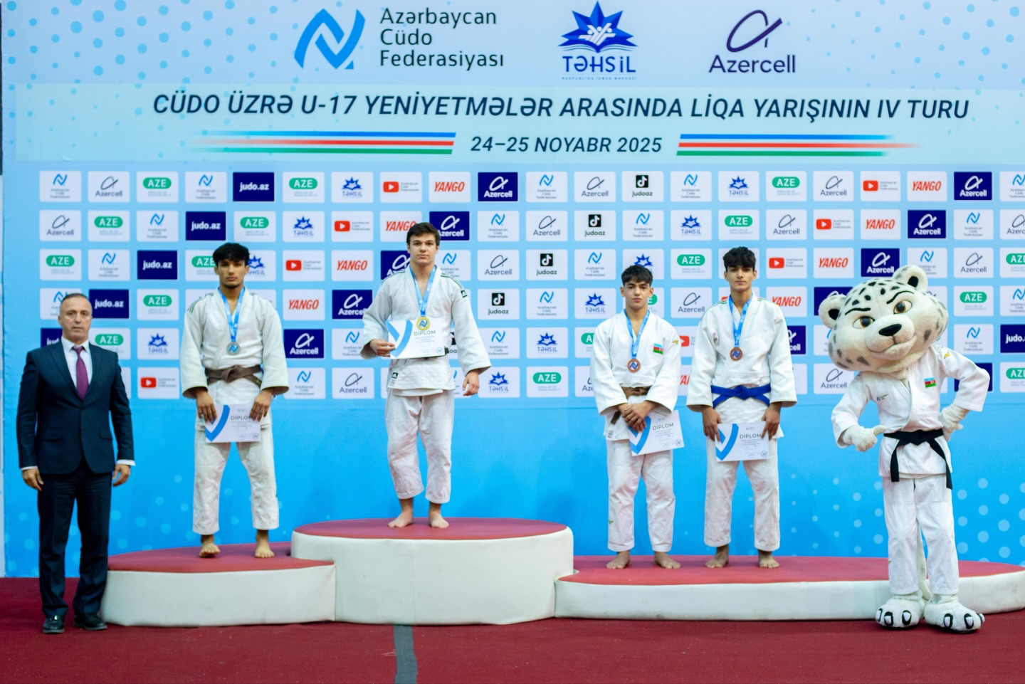 U-17 Liqa yarışının IV turu başladı