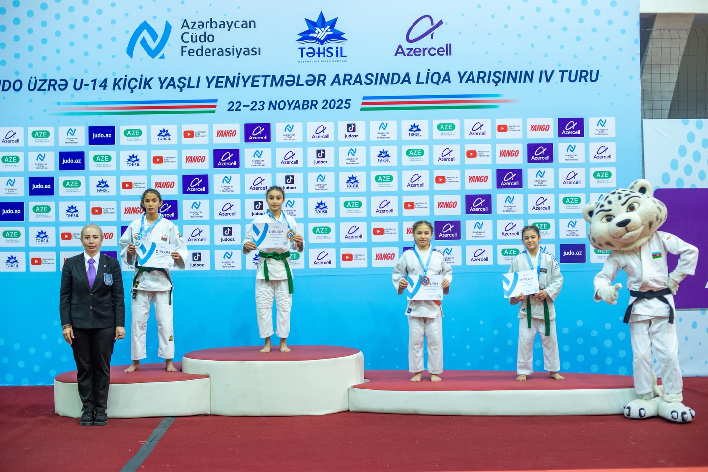 U-14 yeniyetmələr arasında Liqa yarışının IV turu start götürüb
