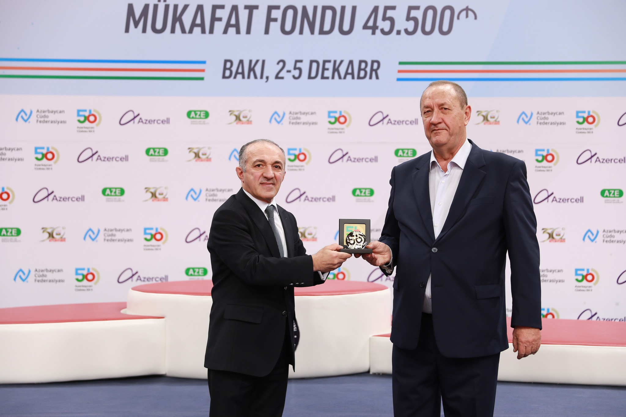 Azərbaycanda cüdonun yaranmasının 50 illik yubileyi ilə bağlı yubiley medalları təqdim olunub
