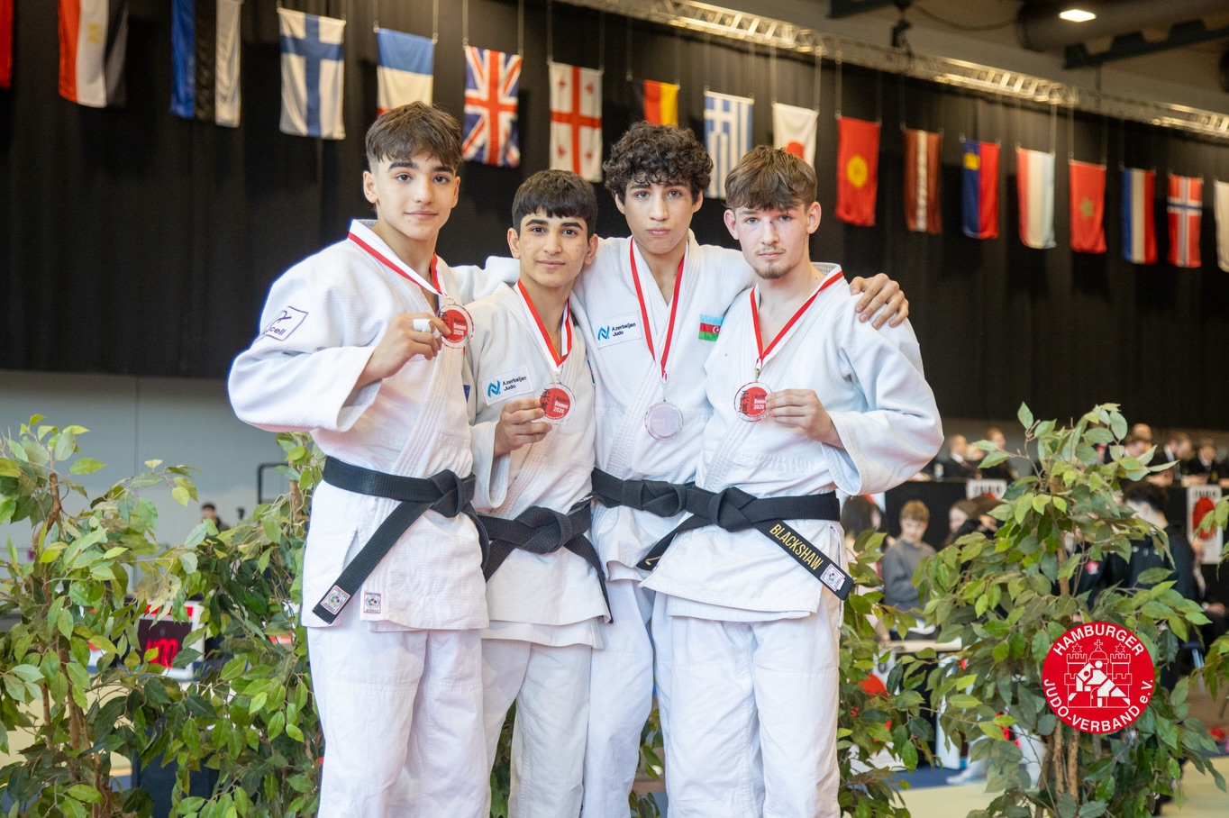 4 qızıl, 3 gümüş və 8 bürünc medal qazanan Azərbaycan millisi Bremendə birinci oldu