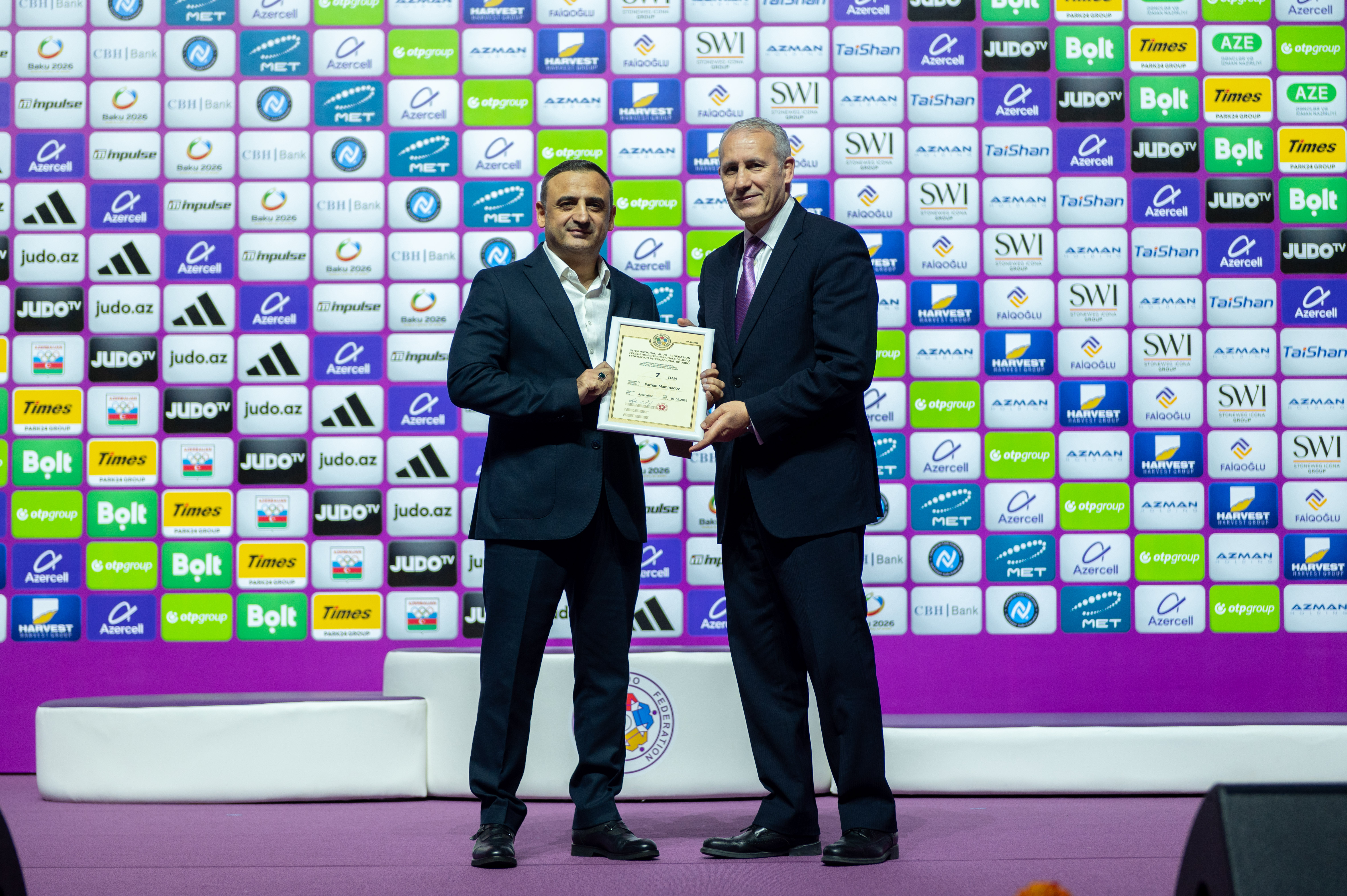 Azerbaijani Judo Representatives Awarded 6th and 7th Dan Certificates at World Championships