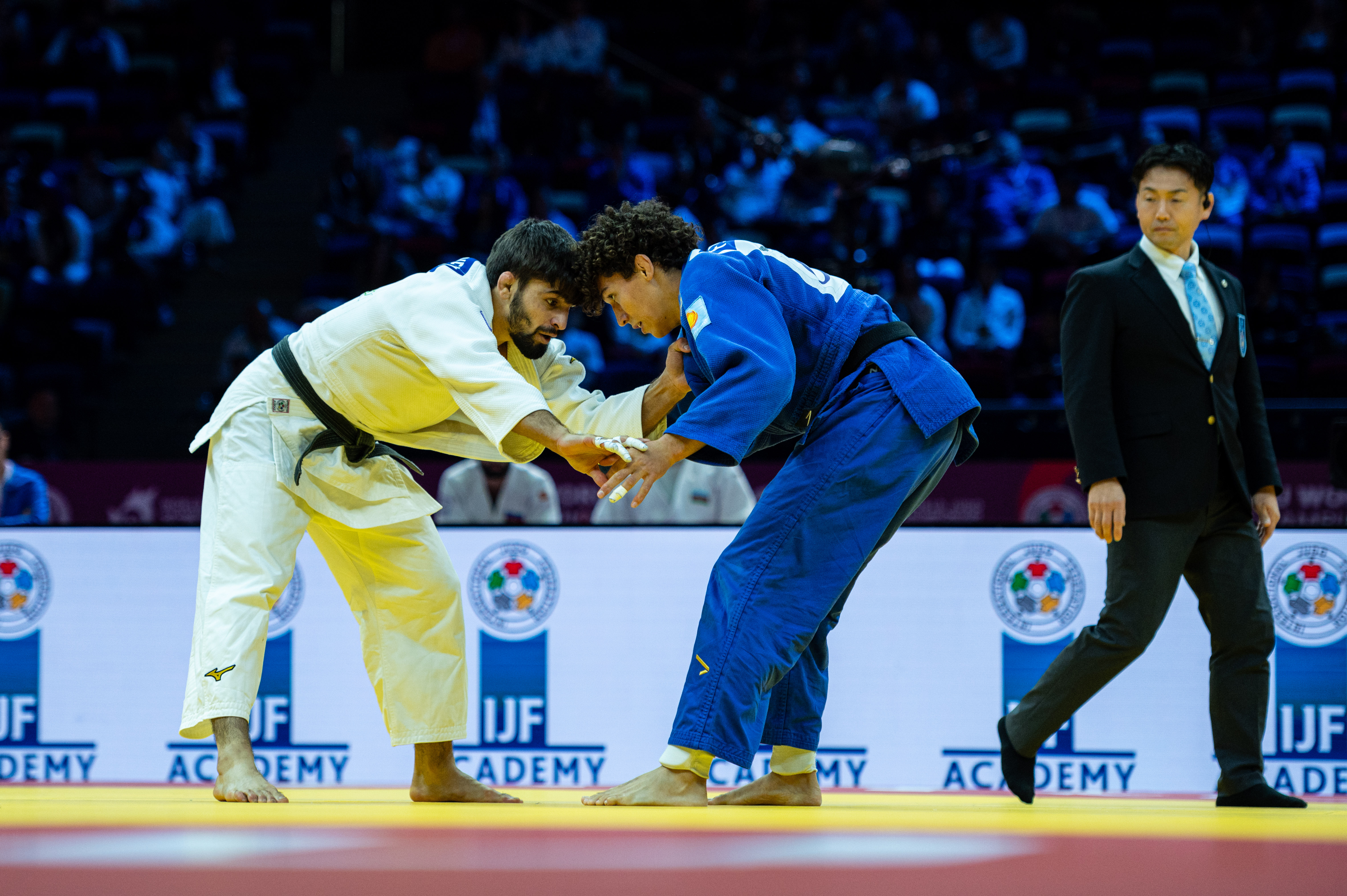Azerbaijan Competes in Mixed Team Event at World Judo Championships