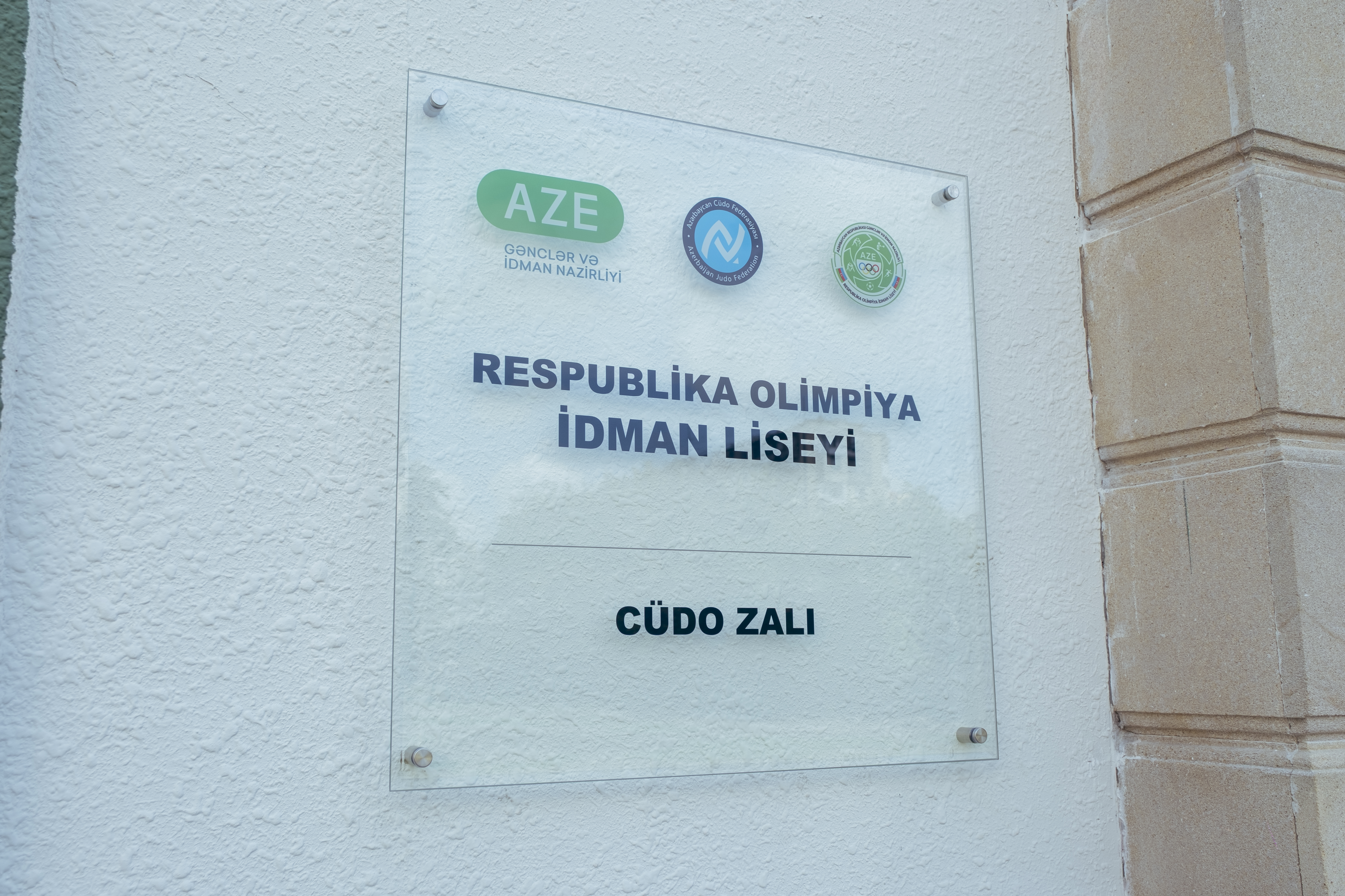 Respublika Olimpiya İdman Liseyinin əsaslı təmirdən sonra yenilənmiş cüdo zalının açılışı olub