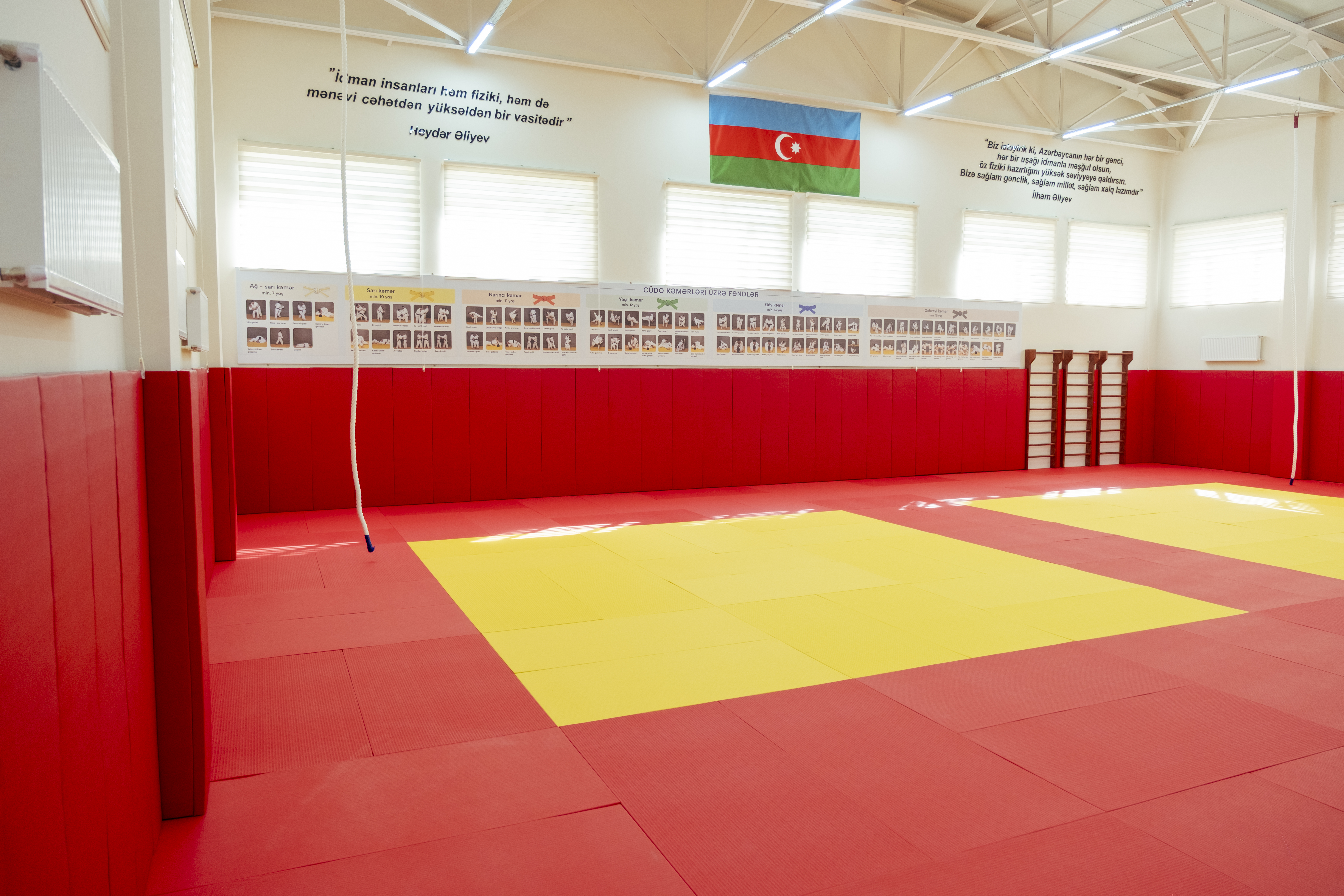 Respublika Olimpiya İdman Liseyinin əsaslı təmirdən sonra yenilənmiş cüdo zalının açılışı olub