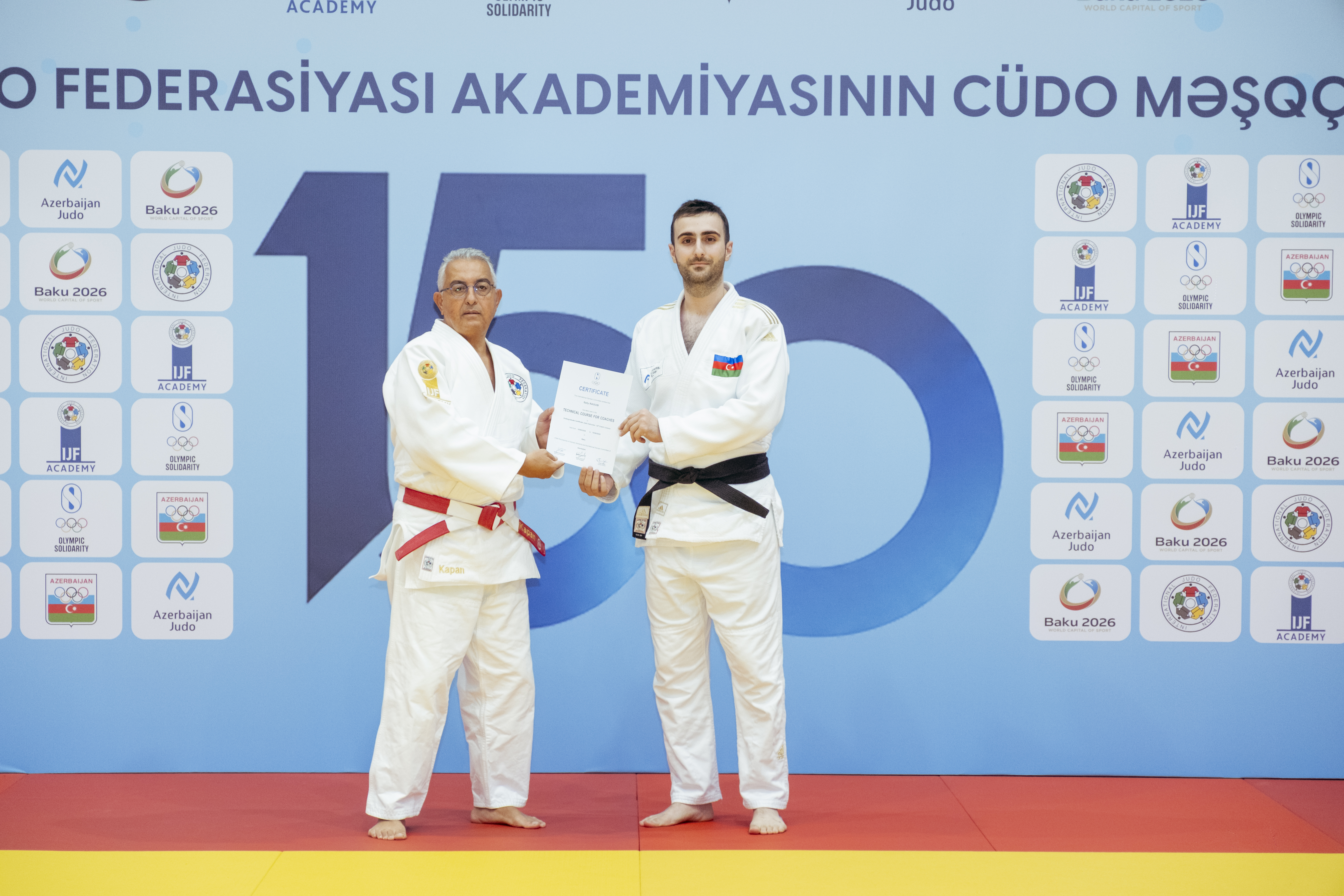 BCF Akademiyasının cüdo məşqçiliyi üzrə 150-ci proqramının iştirakçılarına sertifikatların təqdimolunma mərasimi keçirilib