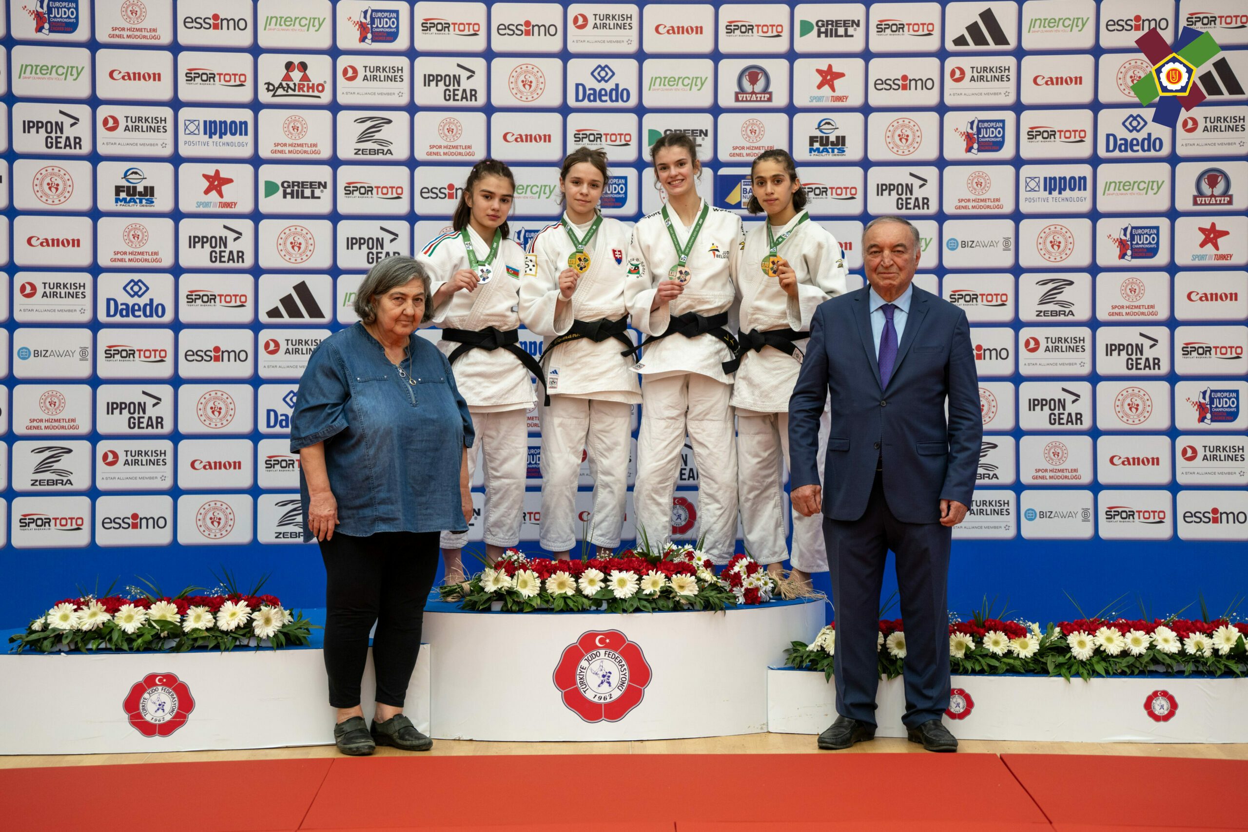 Cüdoçularımız Antalya Avropa Kubokunun ilk günündə 4 qızıl, 2 gümüş və 6 bürünc medal qazandı