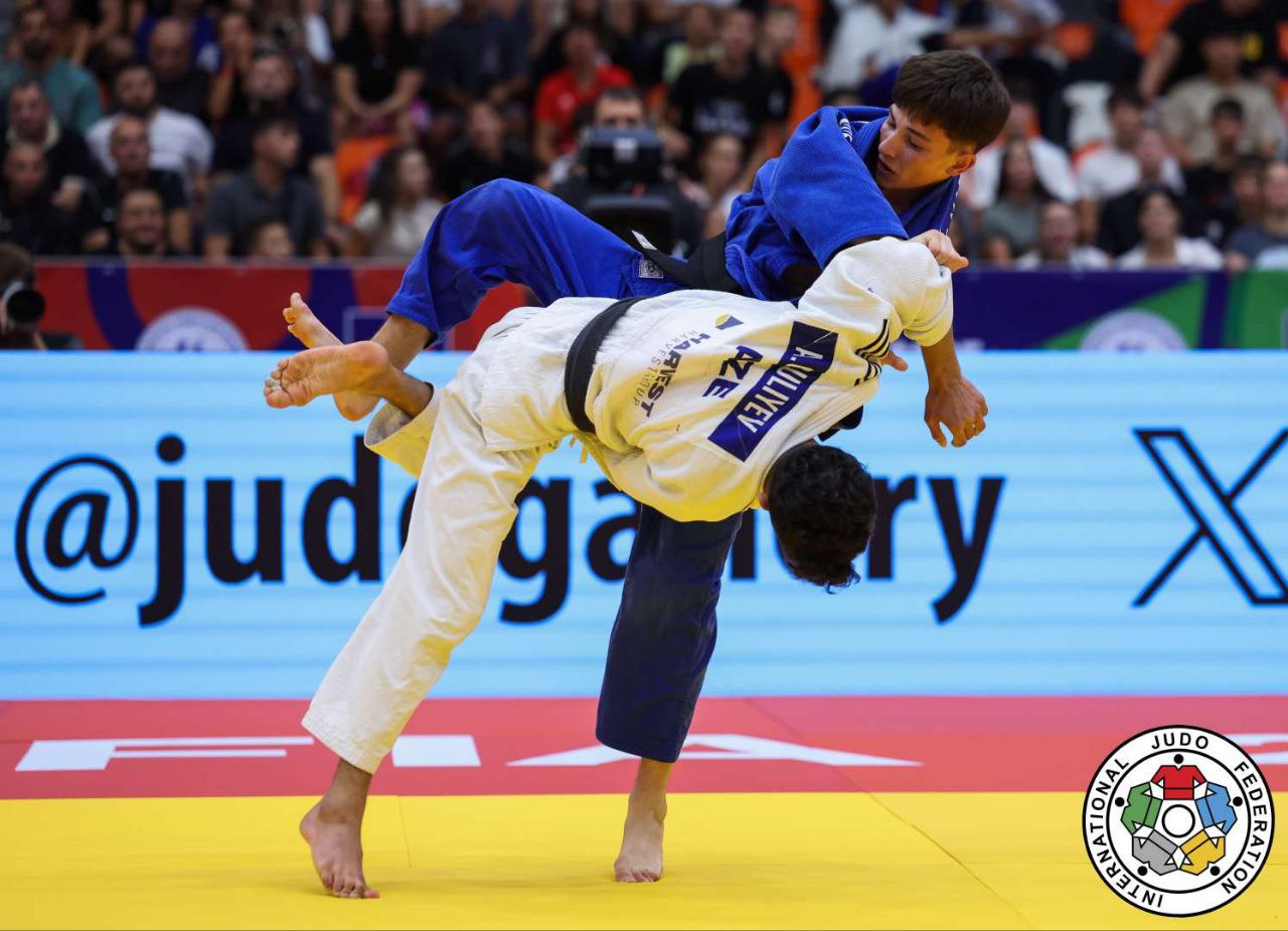 Anar Quliyev dünya çempionatının bürünc medalını qazandı
