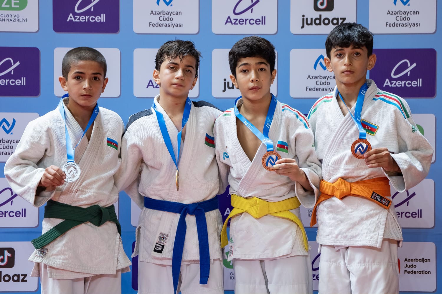 U-14 Liqa yarışının III turu start götürüb