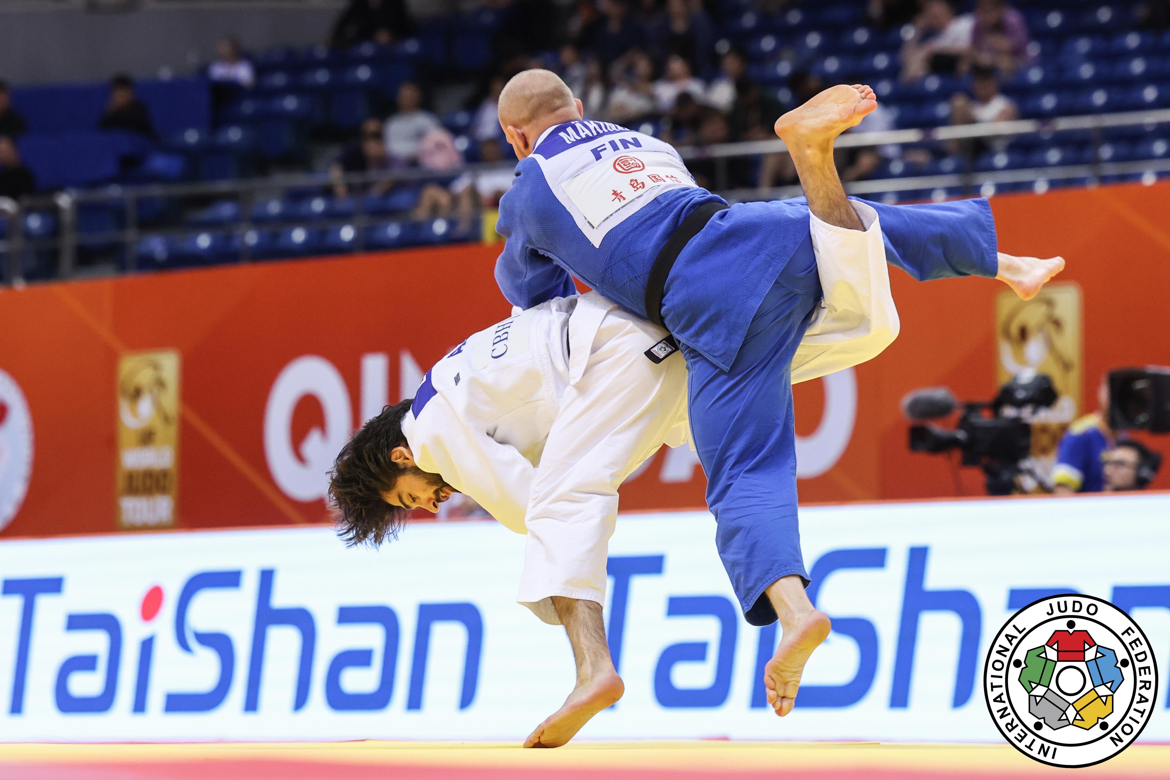 Zelim Tçkayev Sindao Qran-Prisində çempion oldu, Hidayət Heydərov bürünc medal qazandı