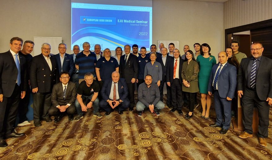Azərbaycan Cüdo Federasiyasının həkimləri beynəlxalq seminarda iştirak edir