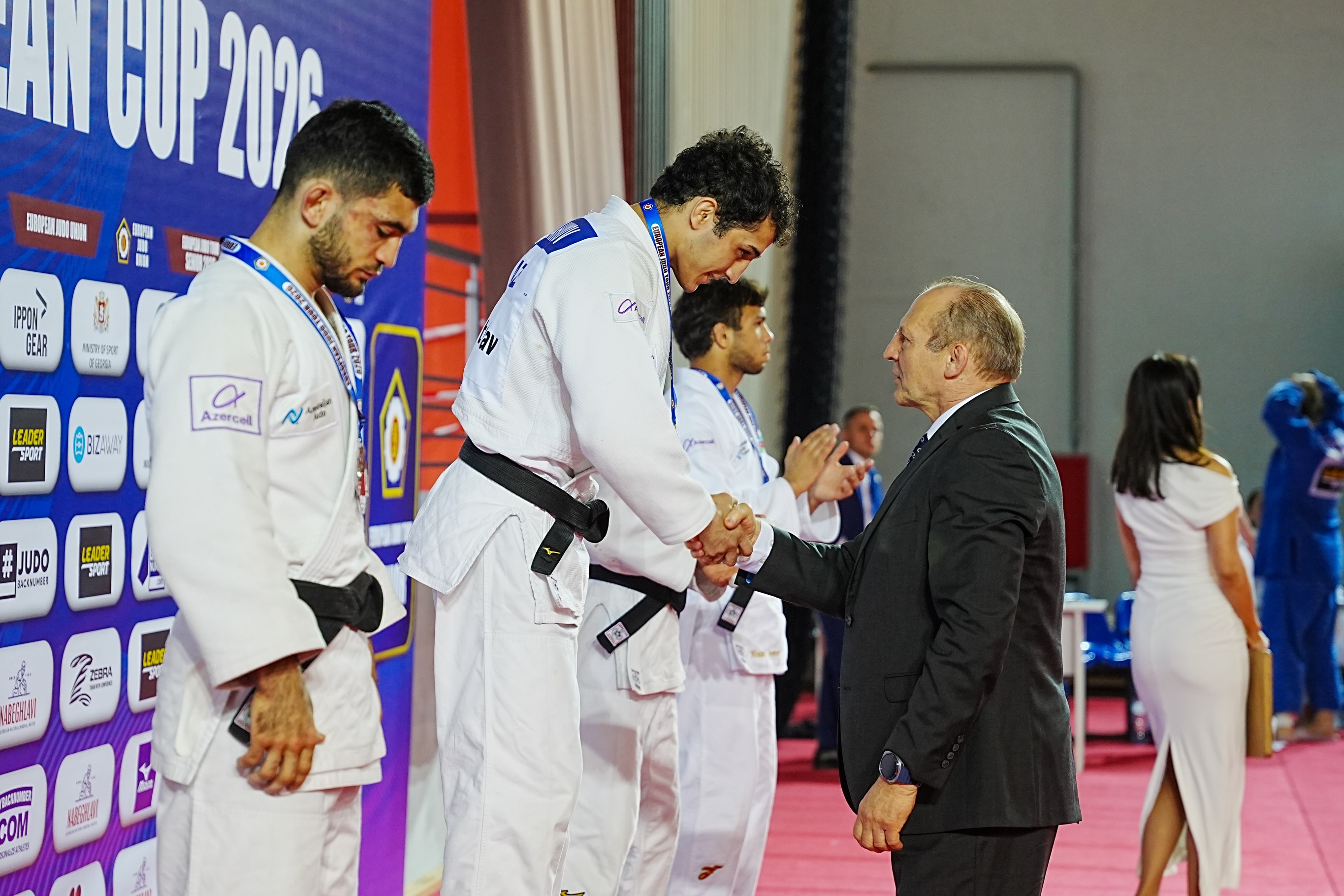 Qori Avropa Kubokunun ilk günündə 5 medal