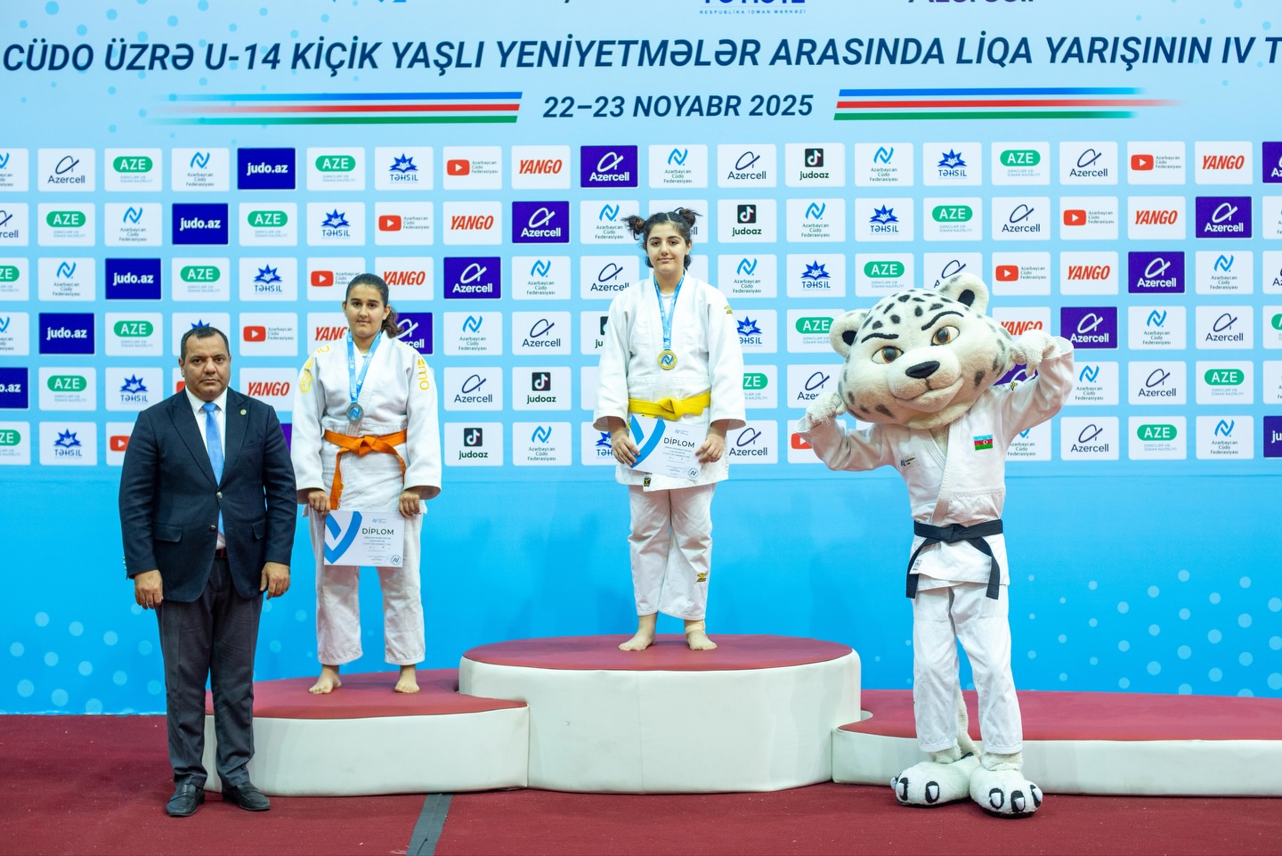 U-14 yeniyetmələr arasında Liqa yarışının IV turu start götürüb