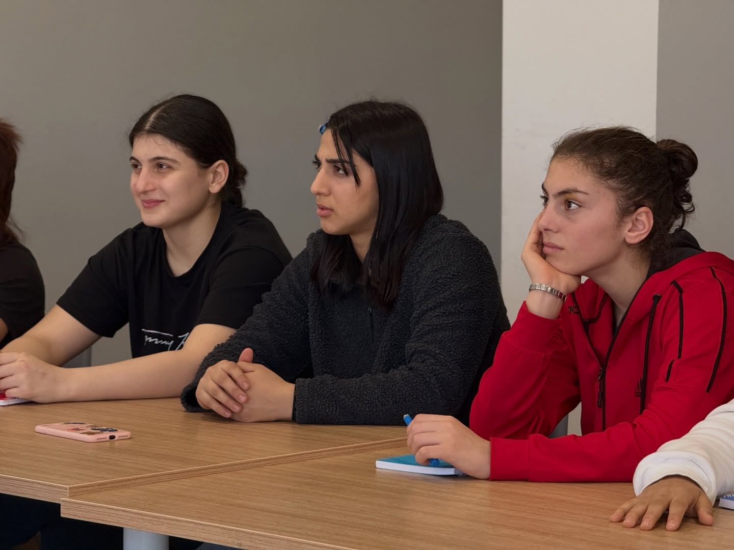 Yeniyetmələrdən ibarət milli komandanın üzvləri üçün şahmat dərsi təşkil olunub