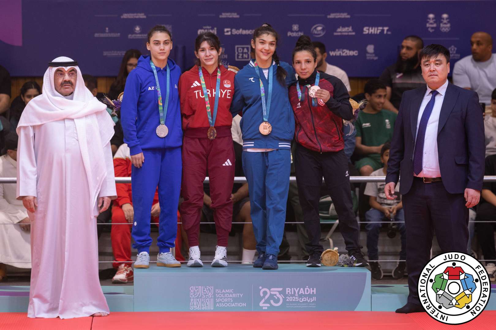 İslamiadaya 4 medallı start
