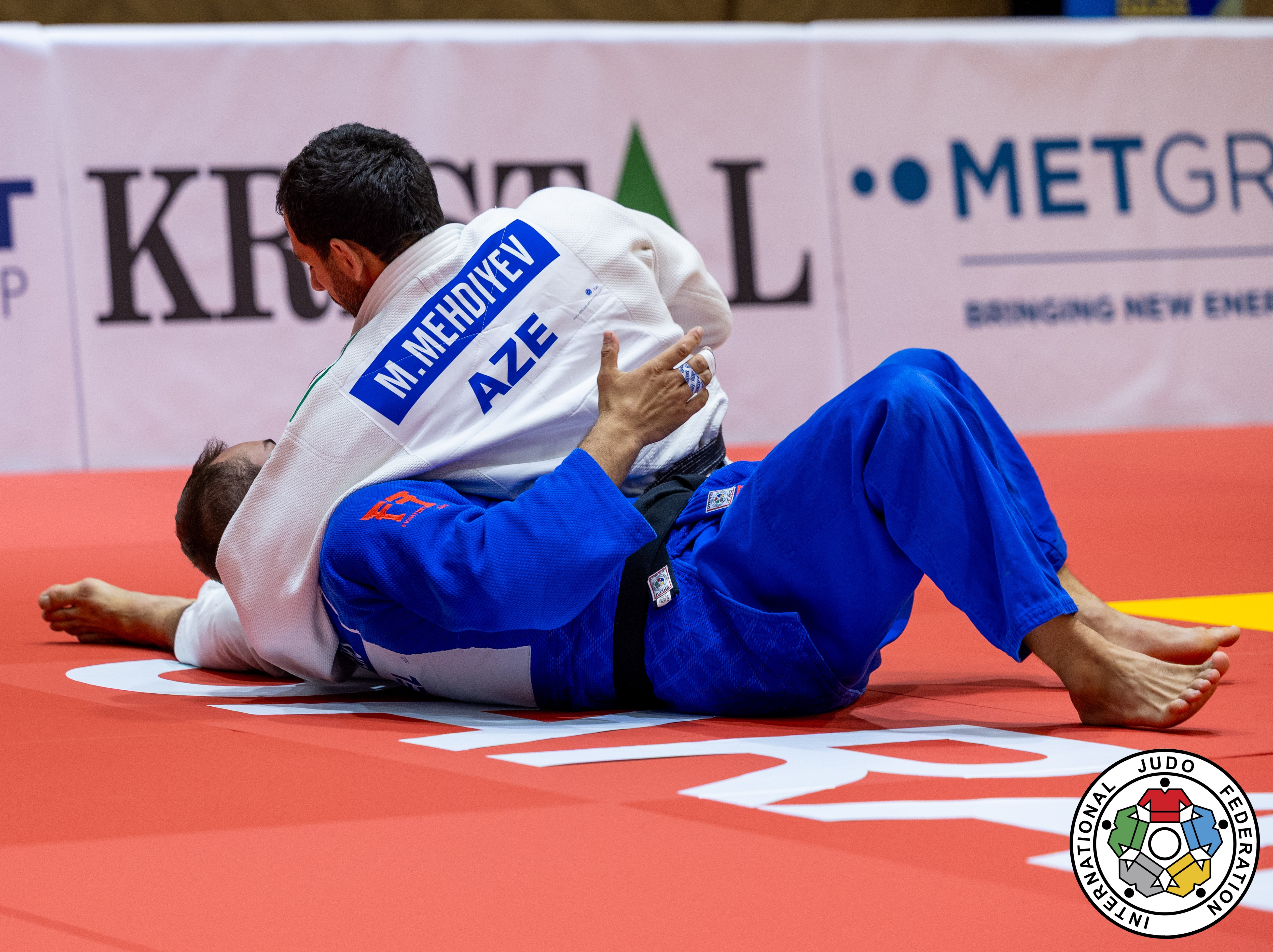 Azərbaycan veteranlar arasında dünya çempionatına 1 qızıl və 3 medalla başladı