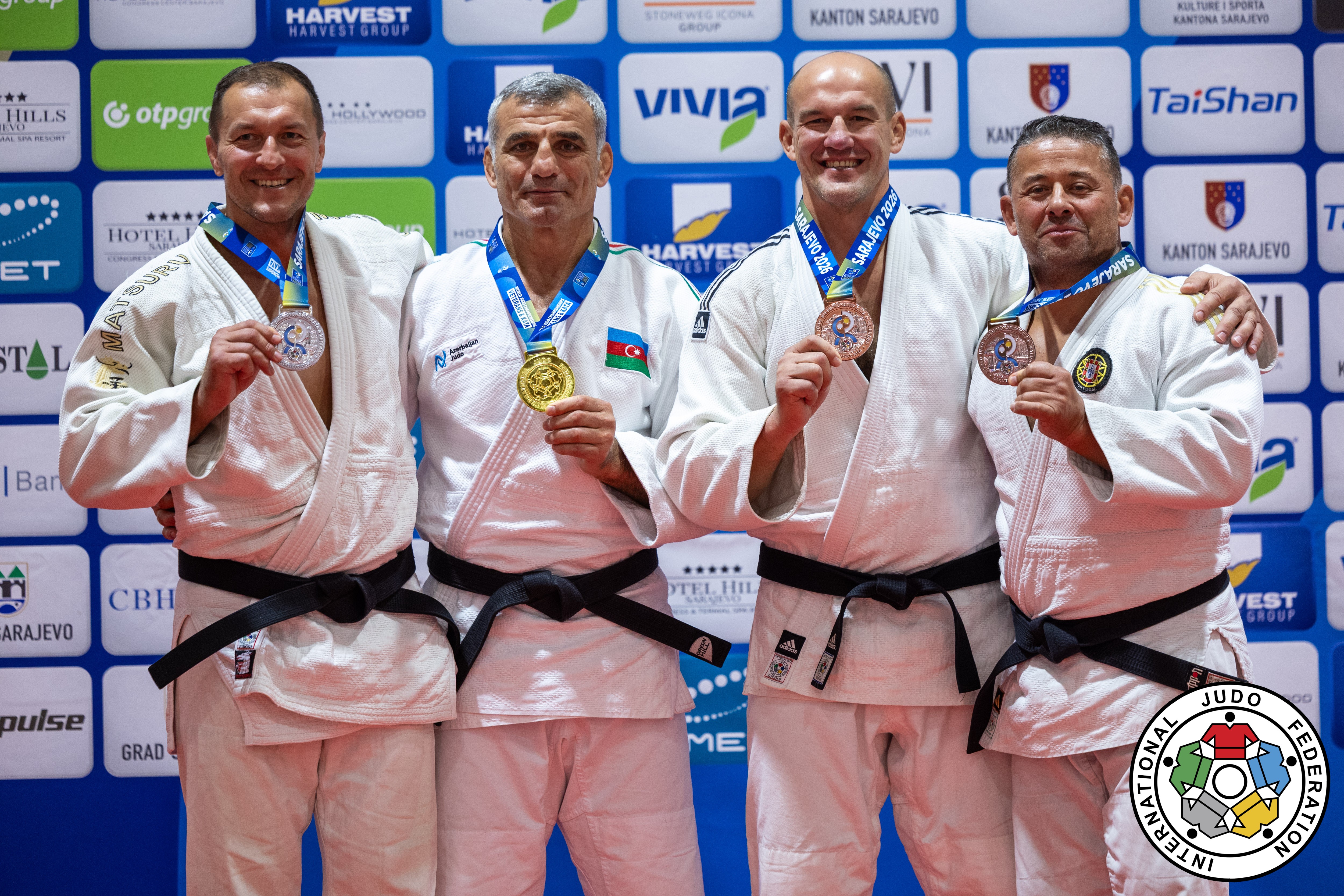 Babək Hacıyev və Mövlud Mirəliyev veteranlar arasında dünya çempionu olub