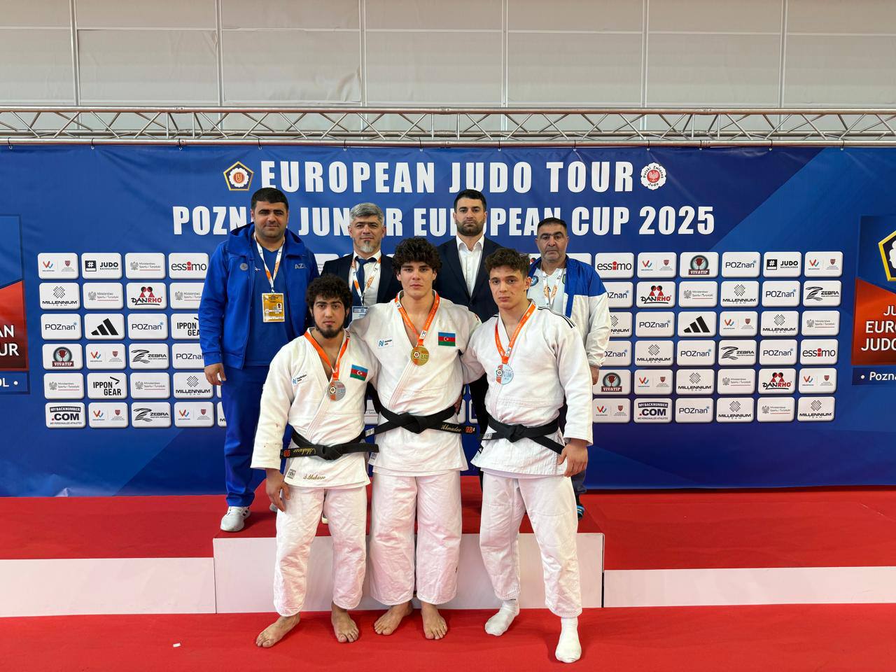 Poznan Avropa Kubokunda 7 medal və oğlanların mübarizəsində ilk pillə