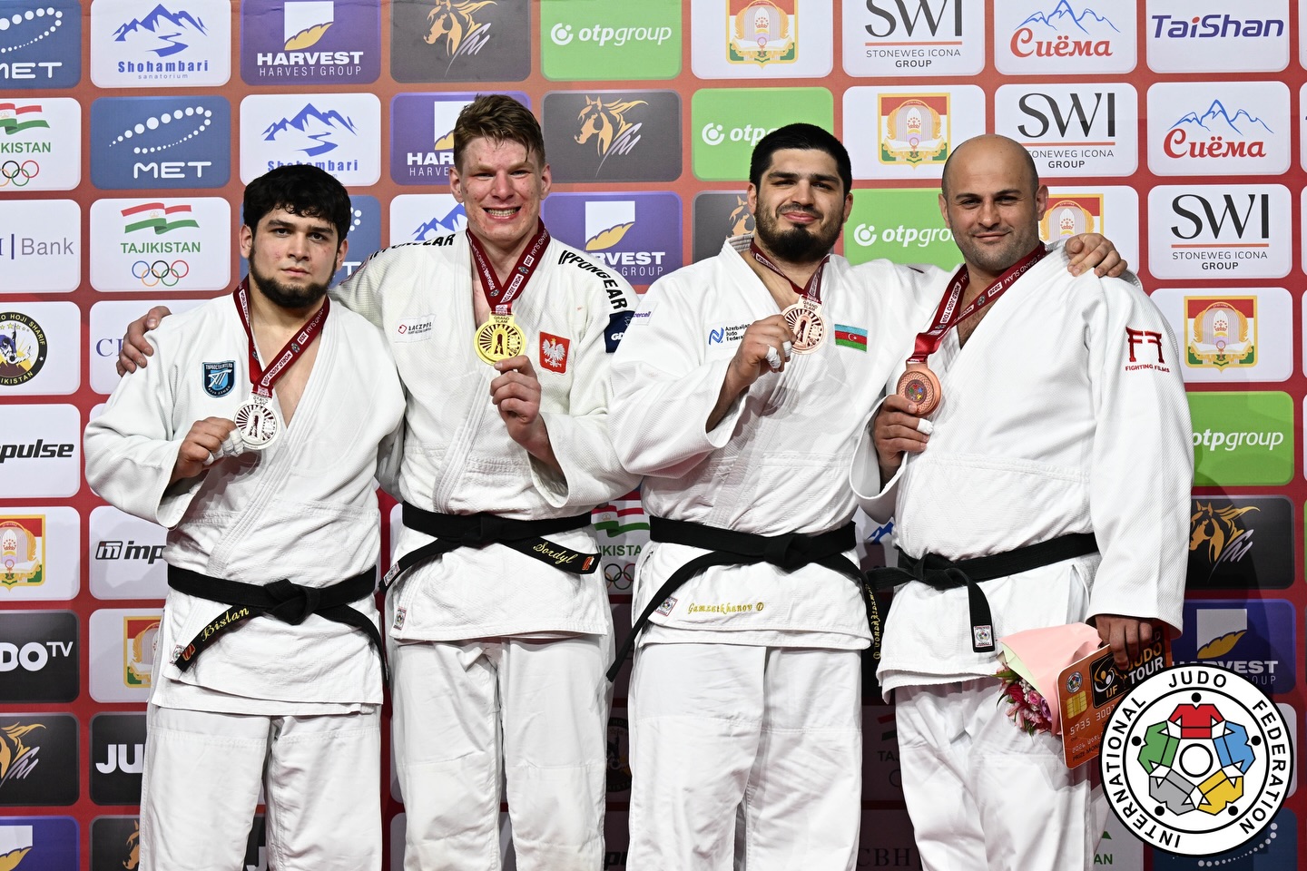 Kokauri and Gamzatkhanov Win Bronze in Dushanbe