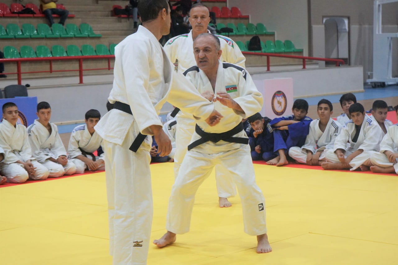 Naxçıvanda məşqçilər və cüdoçular üçün seminar keçirildi