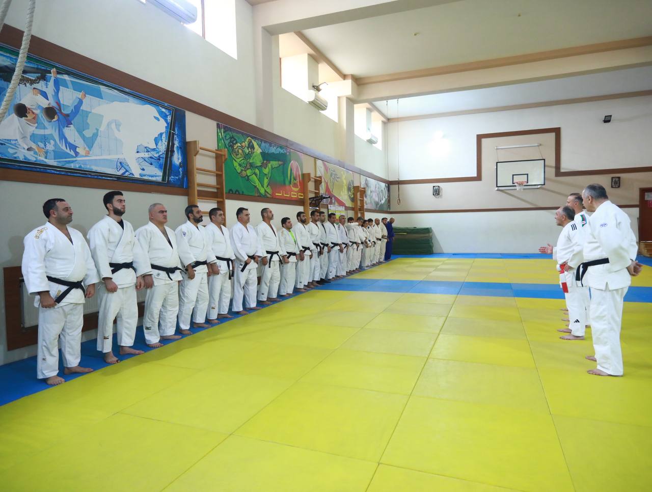 Hakimlərin peşəkarlıq səviyyəsini artırmaq üçün seminar təşkil edilib