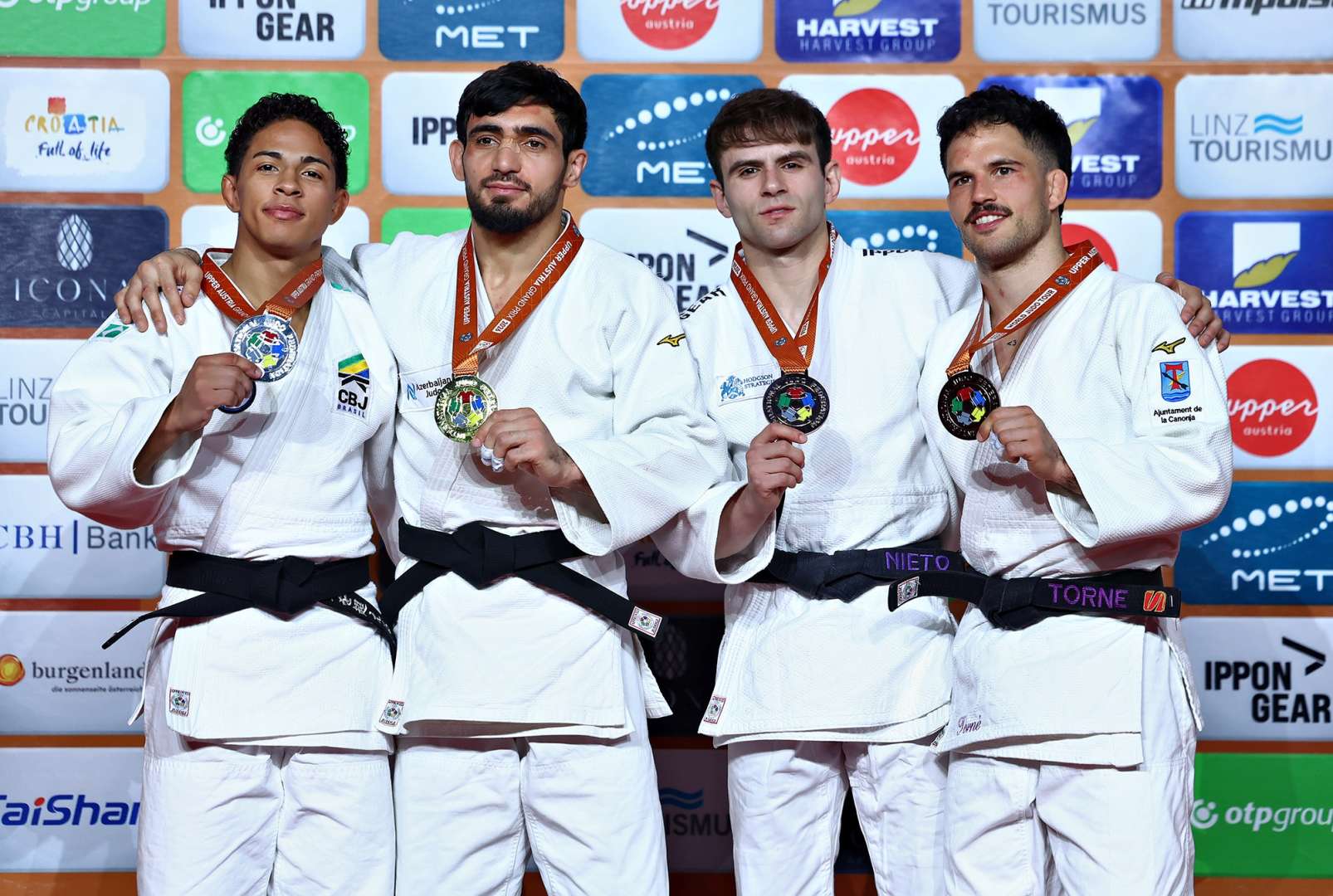 Ruslan Paşayev Avstriya Qran-Prisində çempion oldu