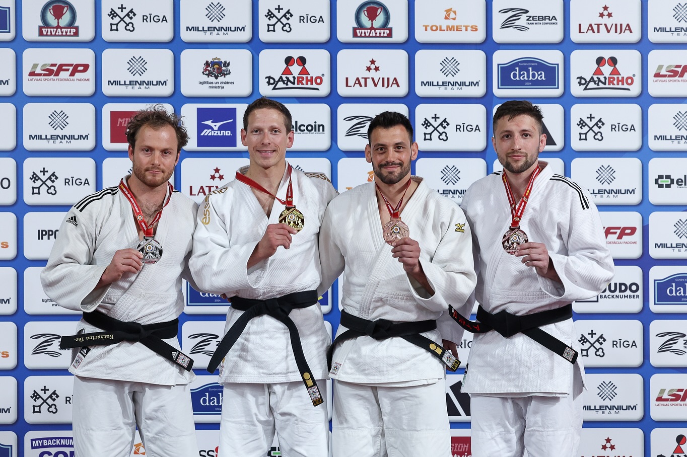 Veteranlar arasında Avropa çempionatında cüdoçularımız daha 2 medal qazanıb
