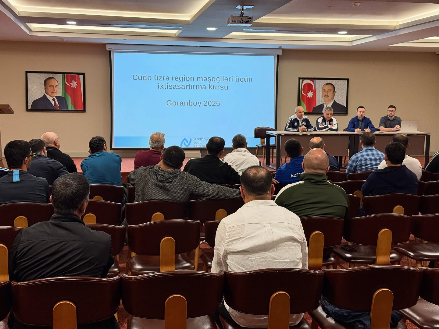 ACF peşəkar inkişaf proqramının icrasına başladı