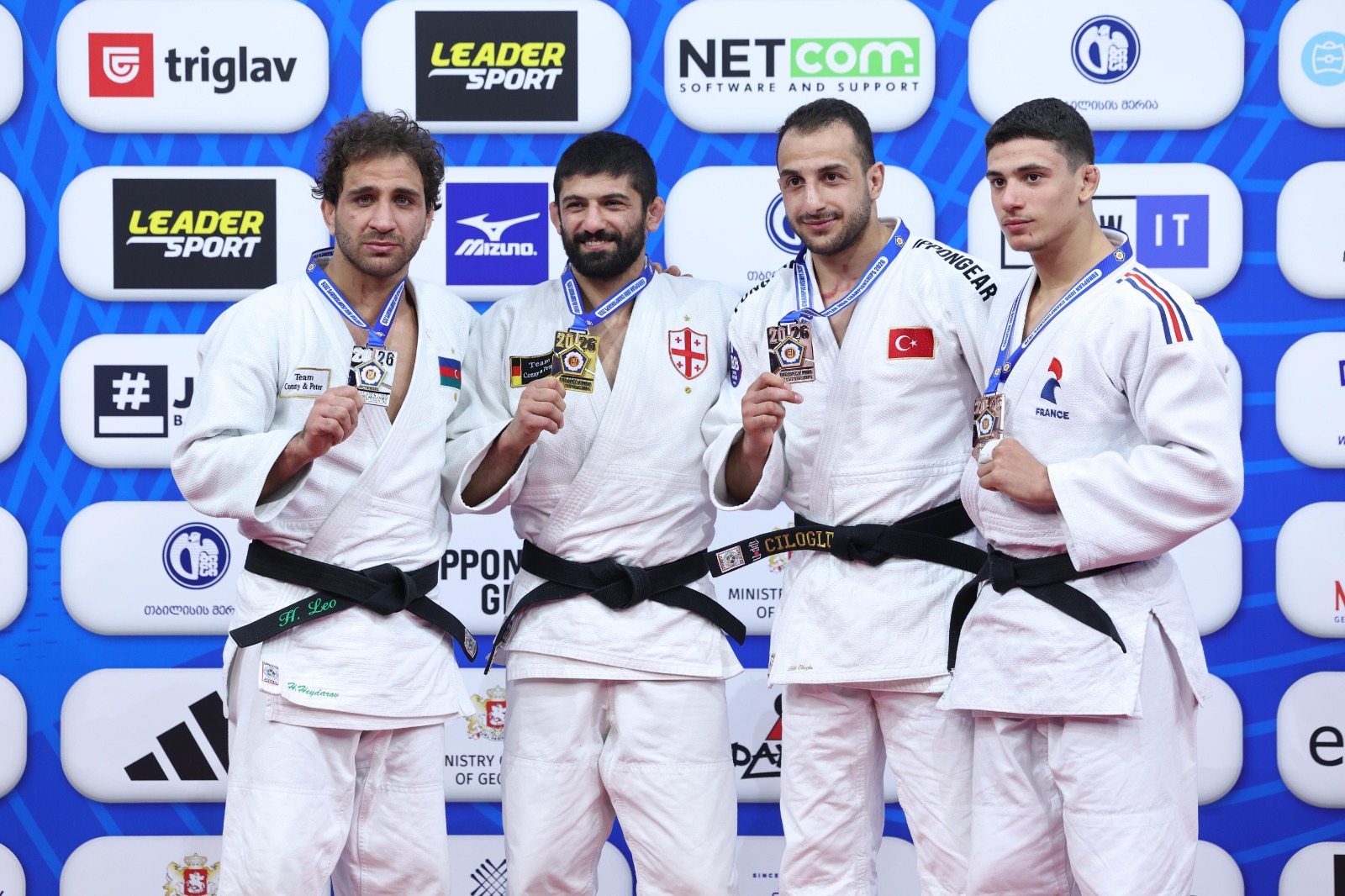 Hidayət Heydərov Avropa çempionatının gümüş medalını qazandı