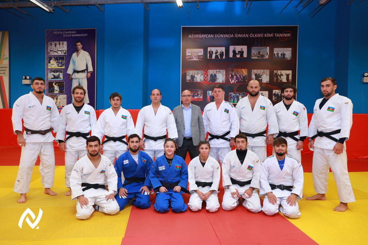 Cüdoçularımız Avropa çempionatına yola düşdülər