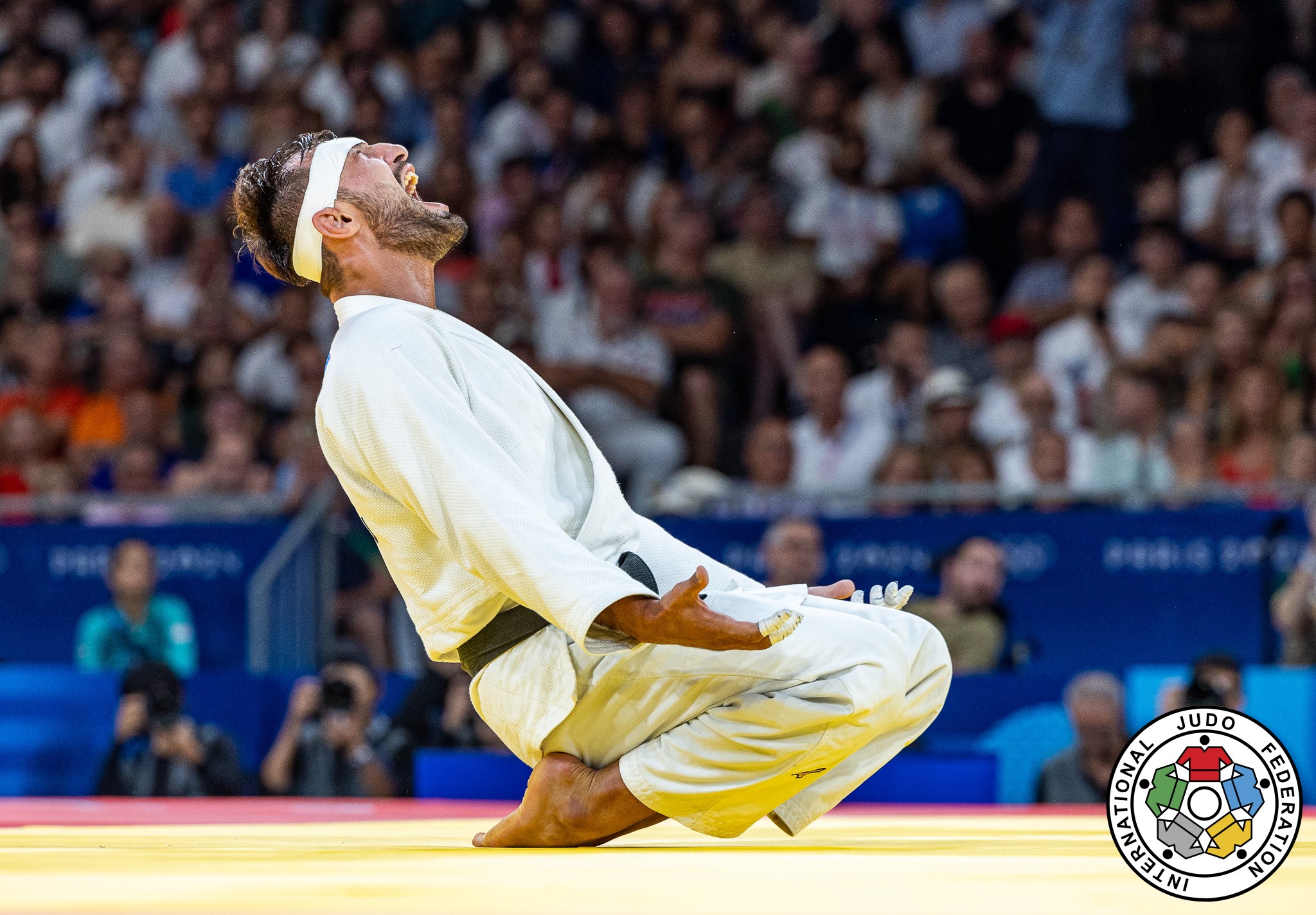 Zelim Kotsoyev Olimpiya çempionu oldu