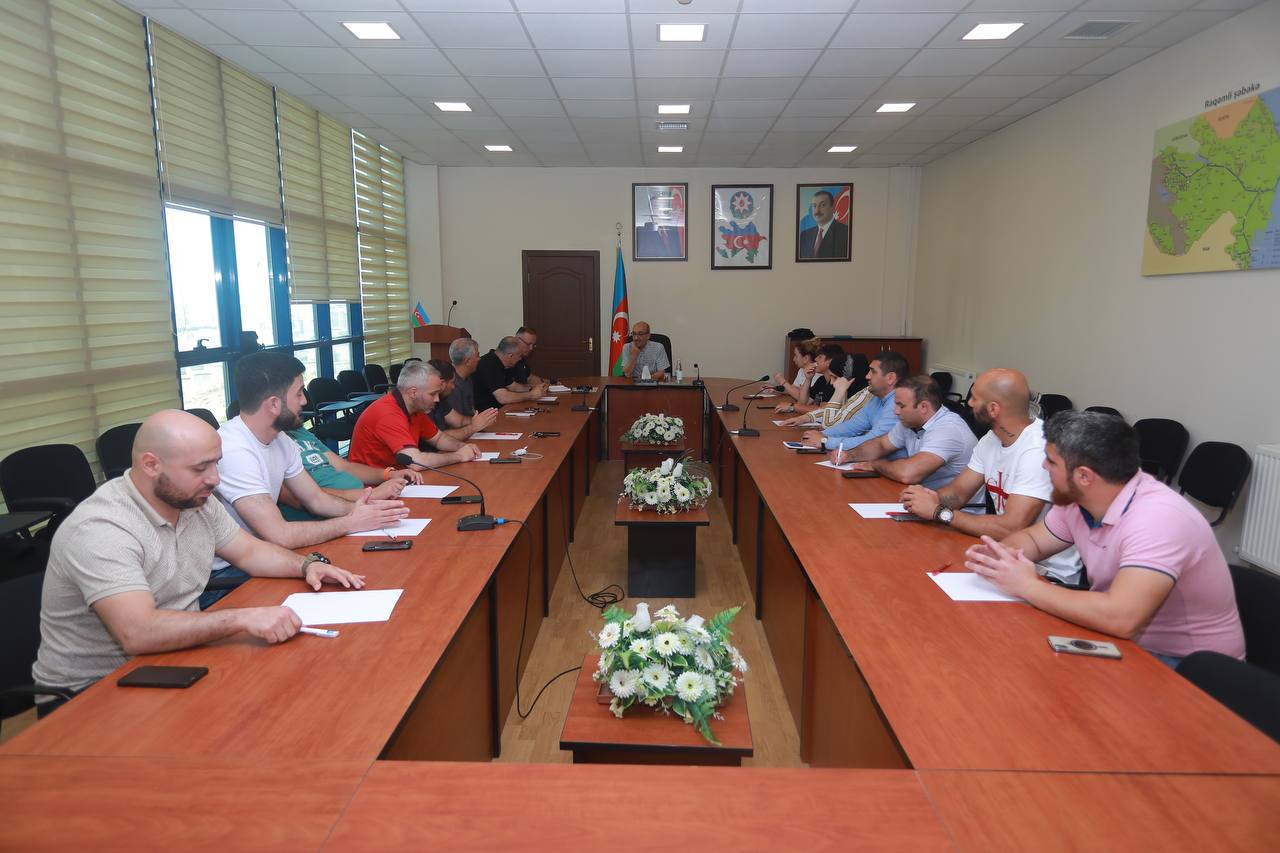 Azərbaycan Cüdo Federasiyasının hakimlər heyəti üçün "Münaqişəli vəziyyətlərin idarə olunması" mövzusunda təlim-seminar keçirilib
