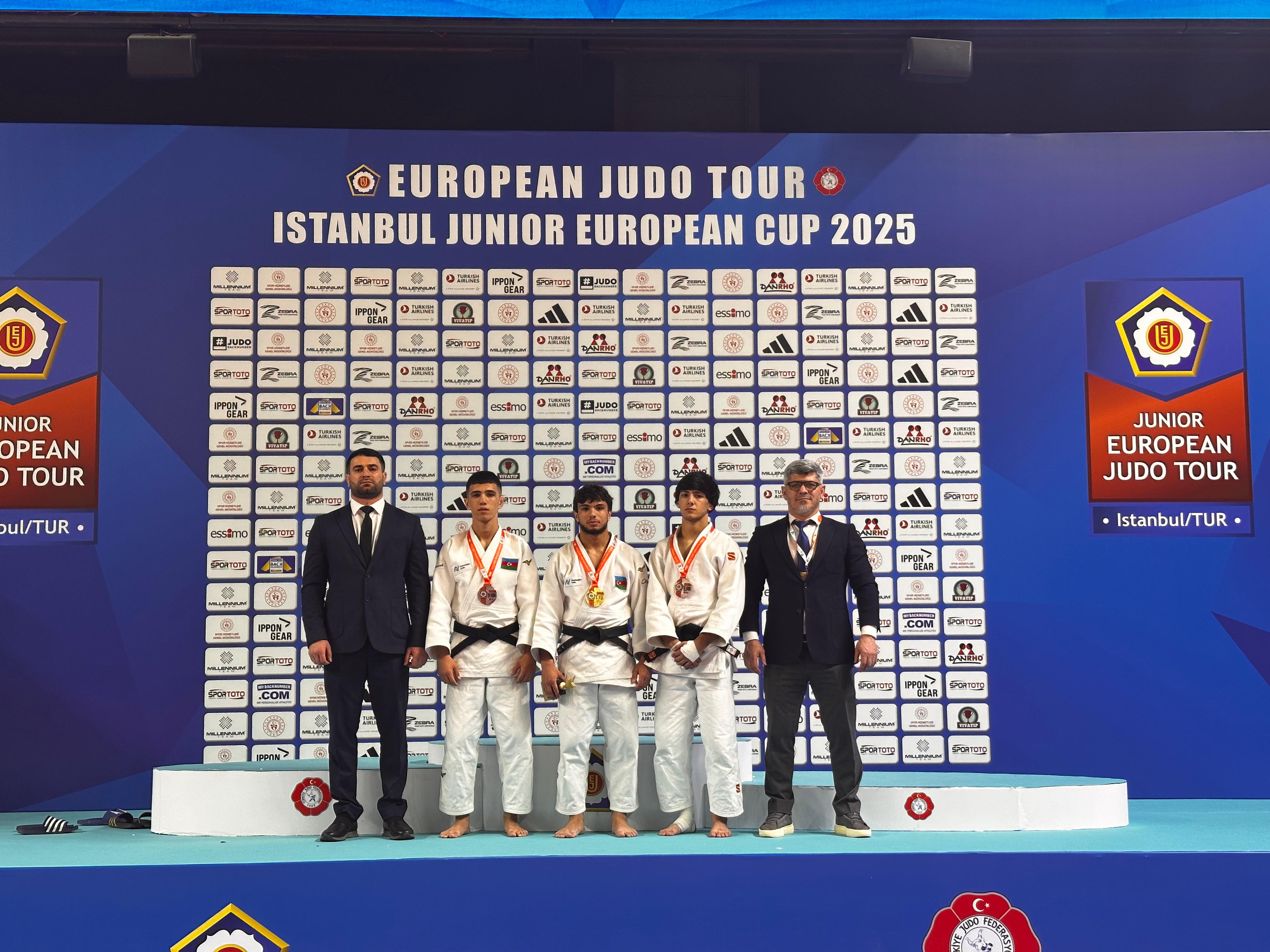 Cüdoçularımız İstanbul Avropa Kubokuna 1 qızıl, 2 bürünc medalla başladı